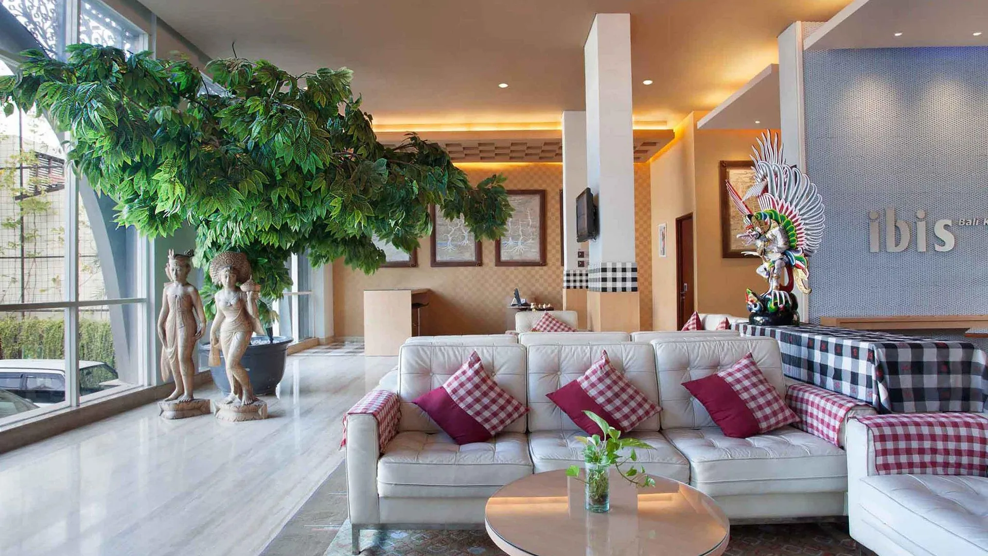 발리 이비스 발리 쿠타 호텔 3성급 호텔 로비