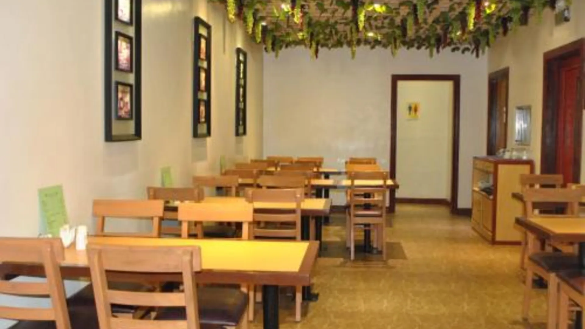 세부 드래곤 홈 인 3성급 호텔 로비