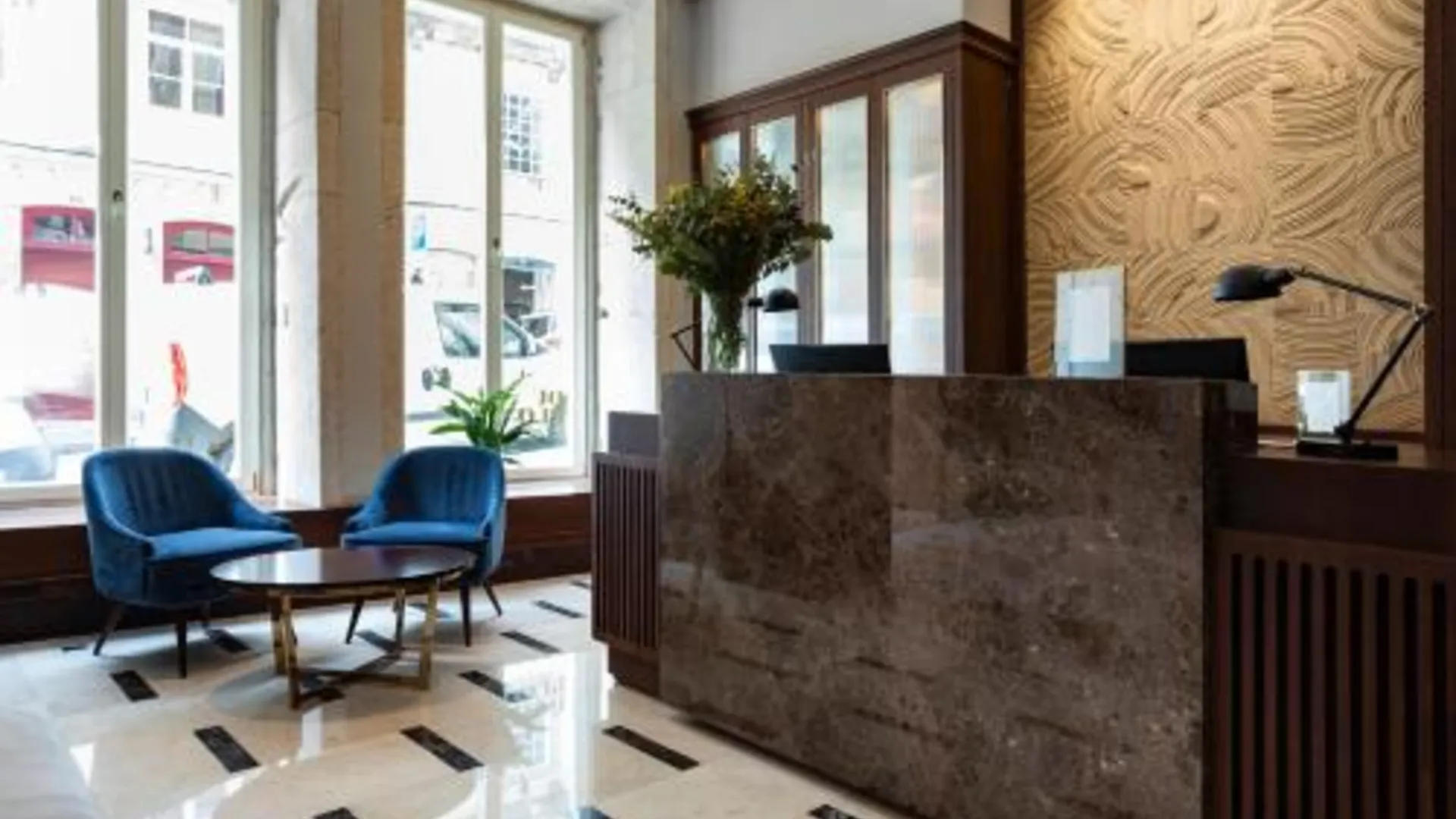 포르투 아이콘 두플로 히베이라 4성급 호텔 객실