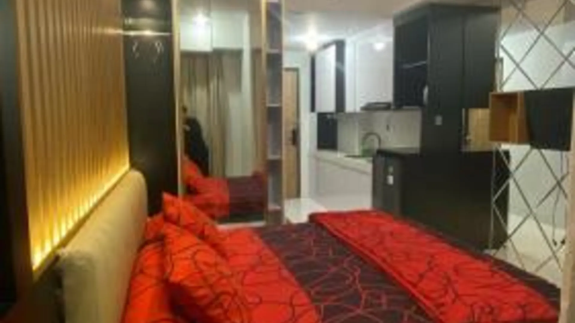 마카사르 Delft Apartemen CPI 4성급 싱글룸 스위트룸