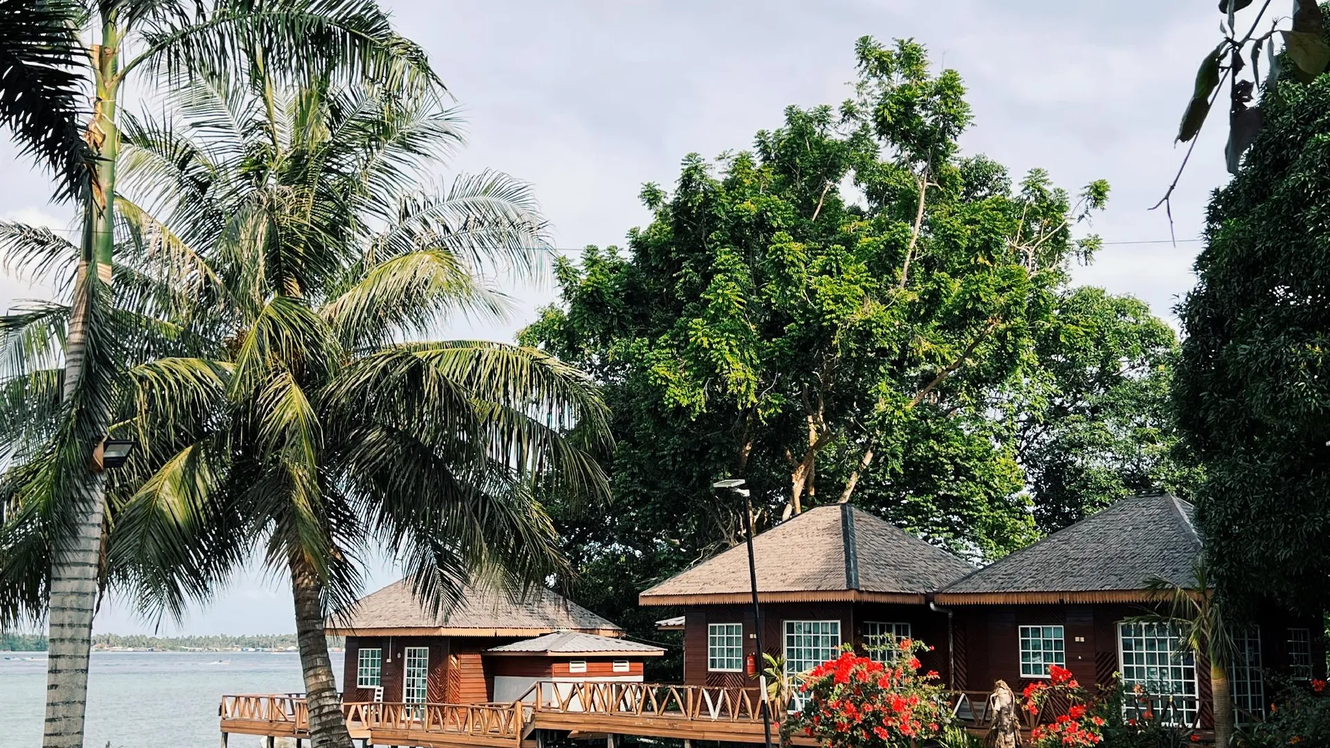 셈포르나 더 부완 리조트 SDN BHD 3성급 호텔 외관