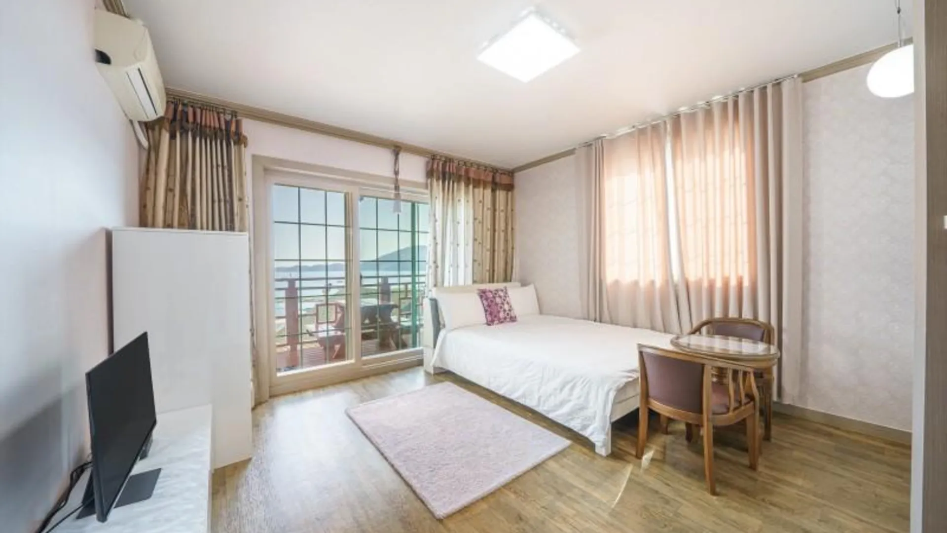 거제 거제도 뉴행복펜션 (몽돌 해수욕장) 1성급 게스트하우스 스위트룸