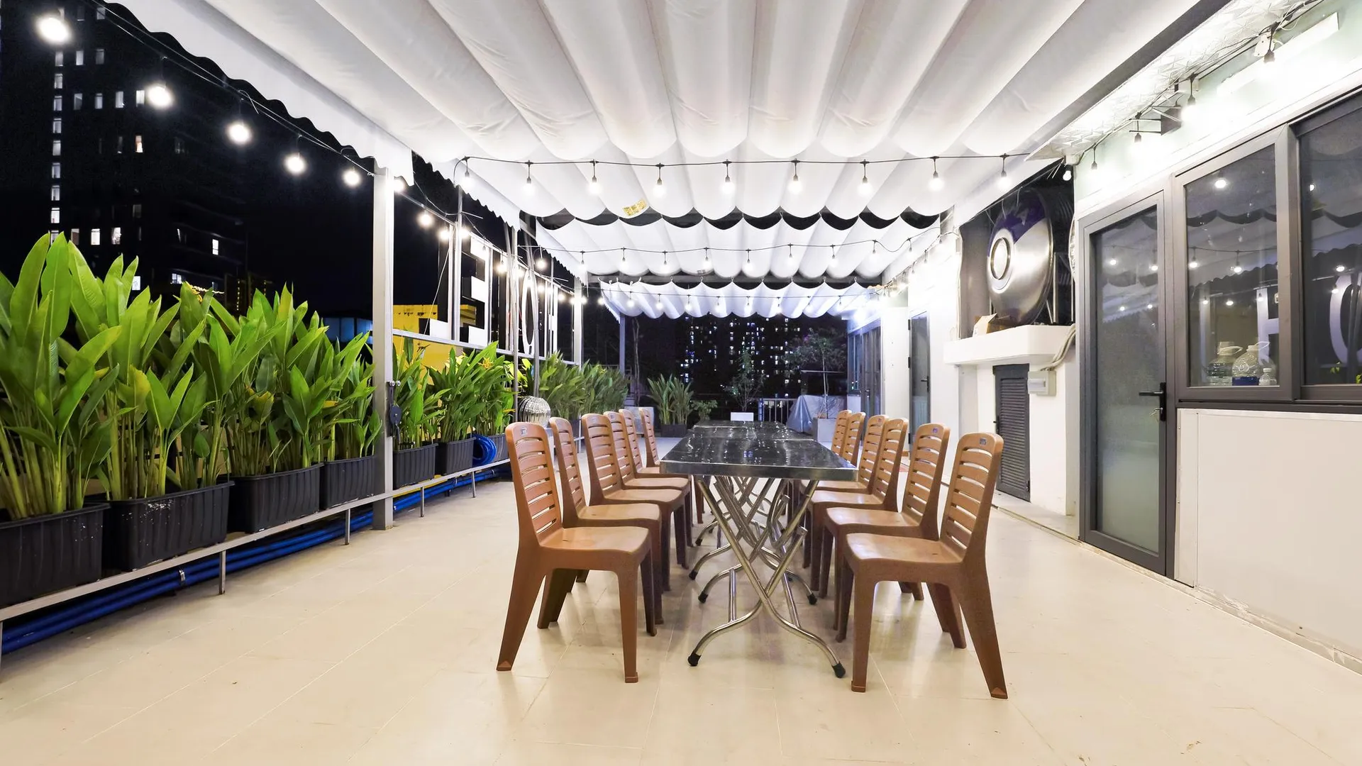 호치민 루미아 호텔 3성급 호텔 외관