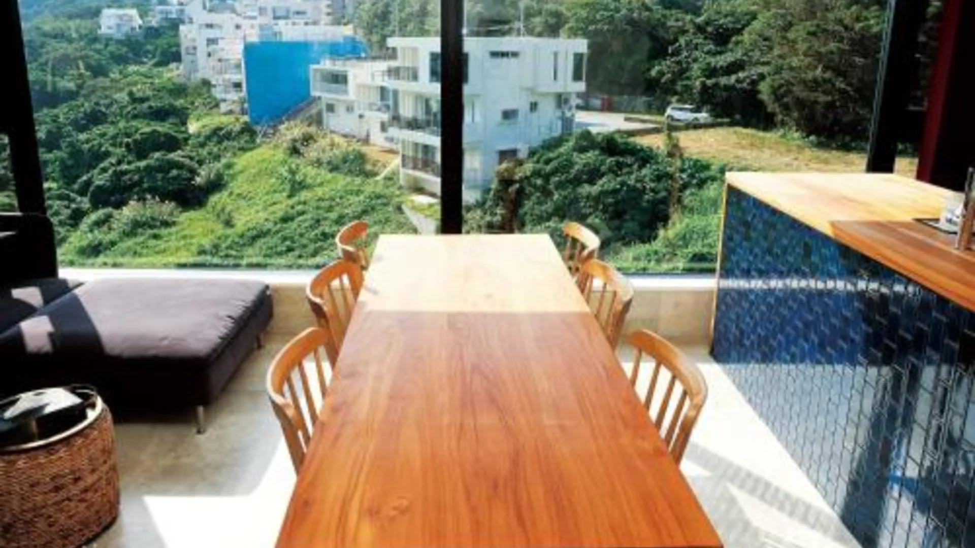 오키나와 본섬 츄락스 오키나와 요미탄【디자이너 콘도미니엄 호텔】 4성급 호텔 수영장