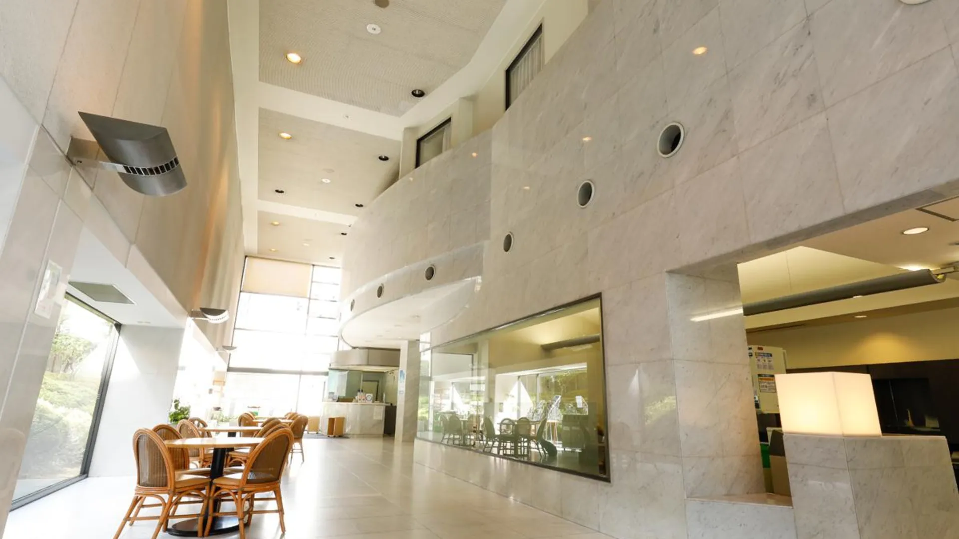 오사카 호텔 오크스 얼리버드 오사카 모리노미야 3성급 호텔 로비