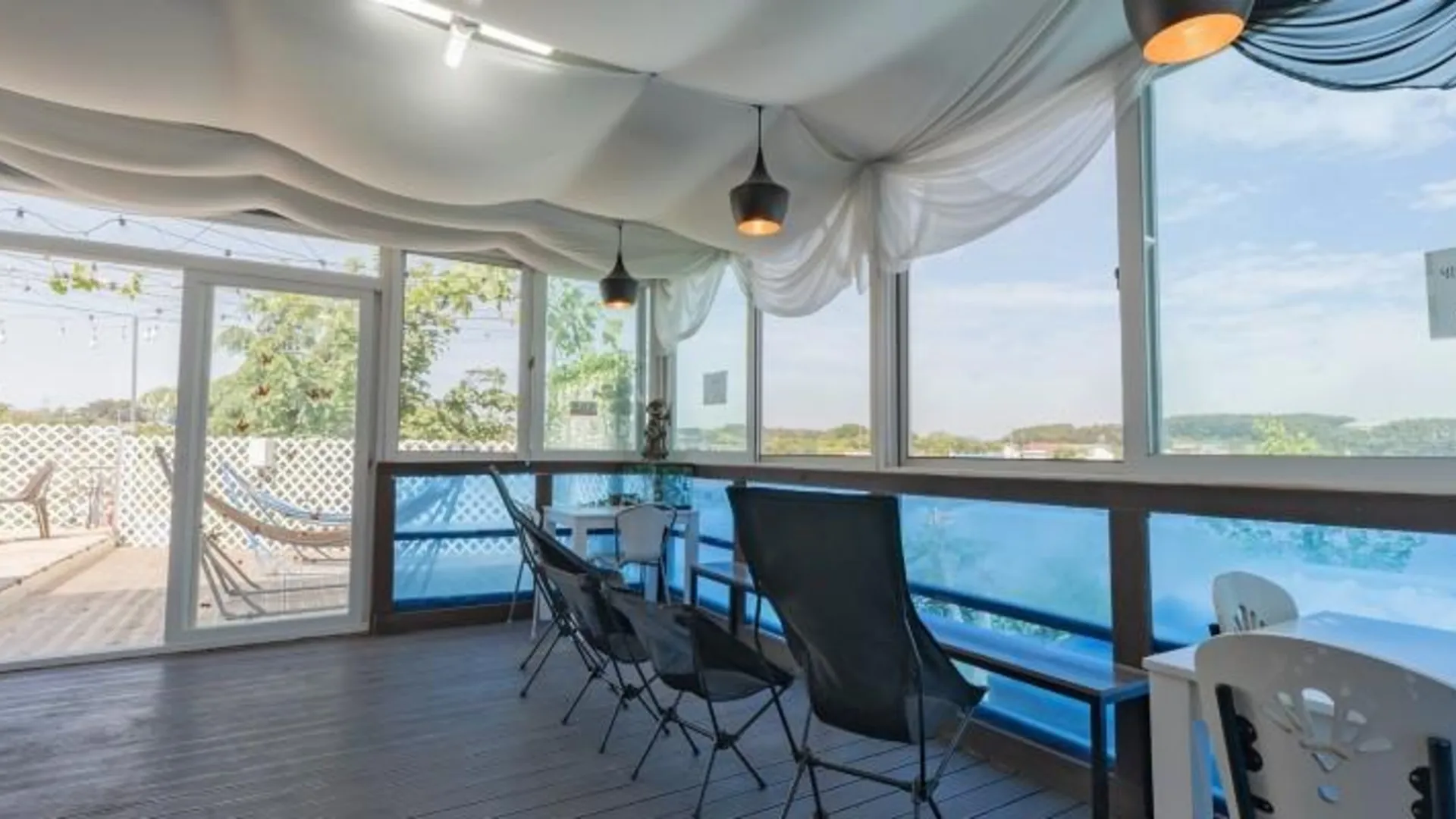 태안 태안 몽산142펜션 3성급 게스트하우스 수영장