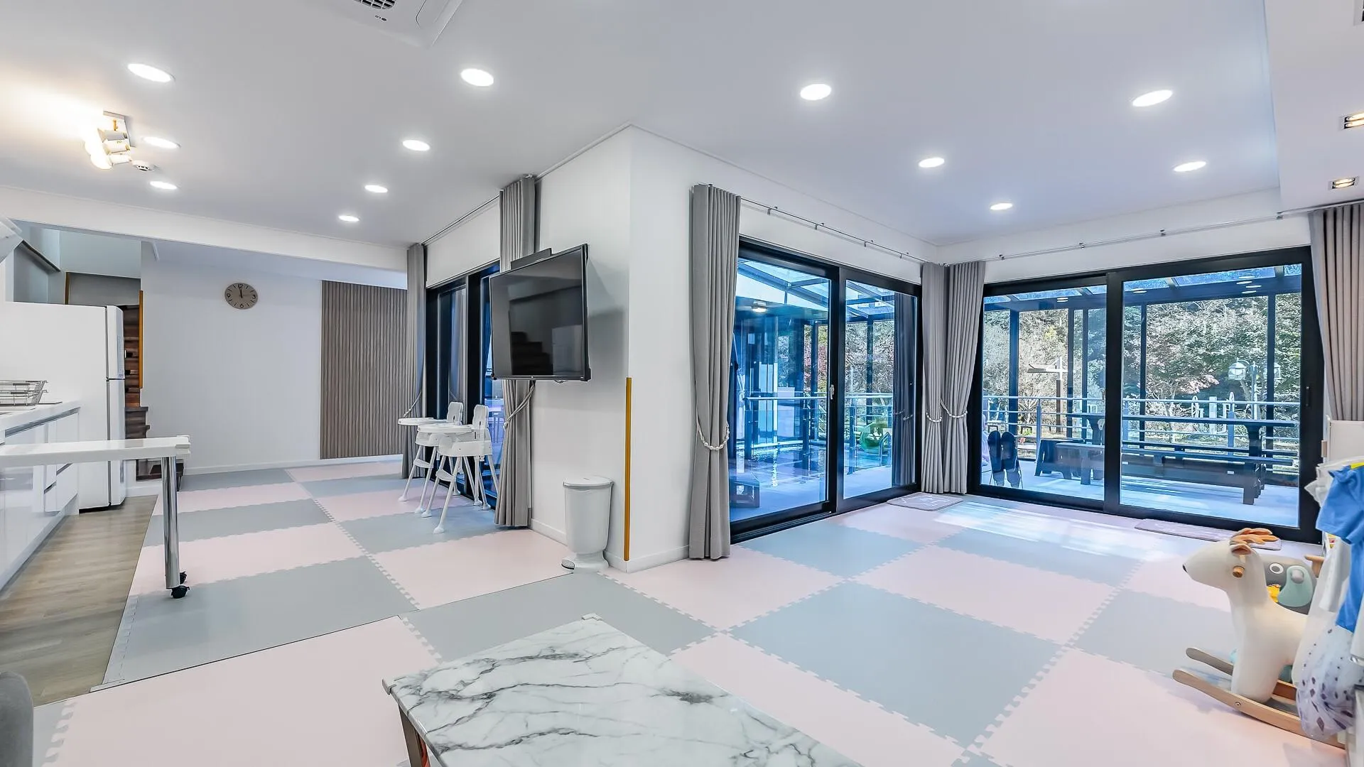 상주 아이 사랑 키즈 풀빌라 3성급 게스트하우스 로비