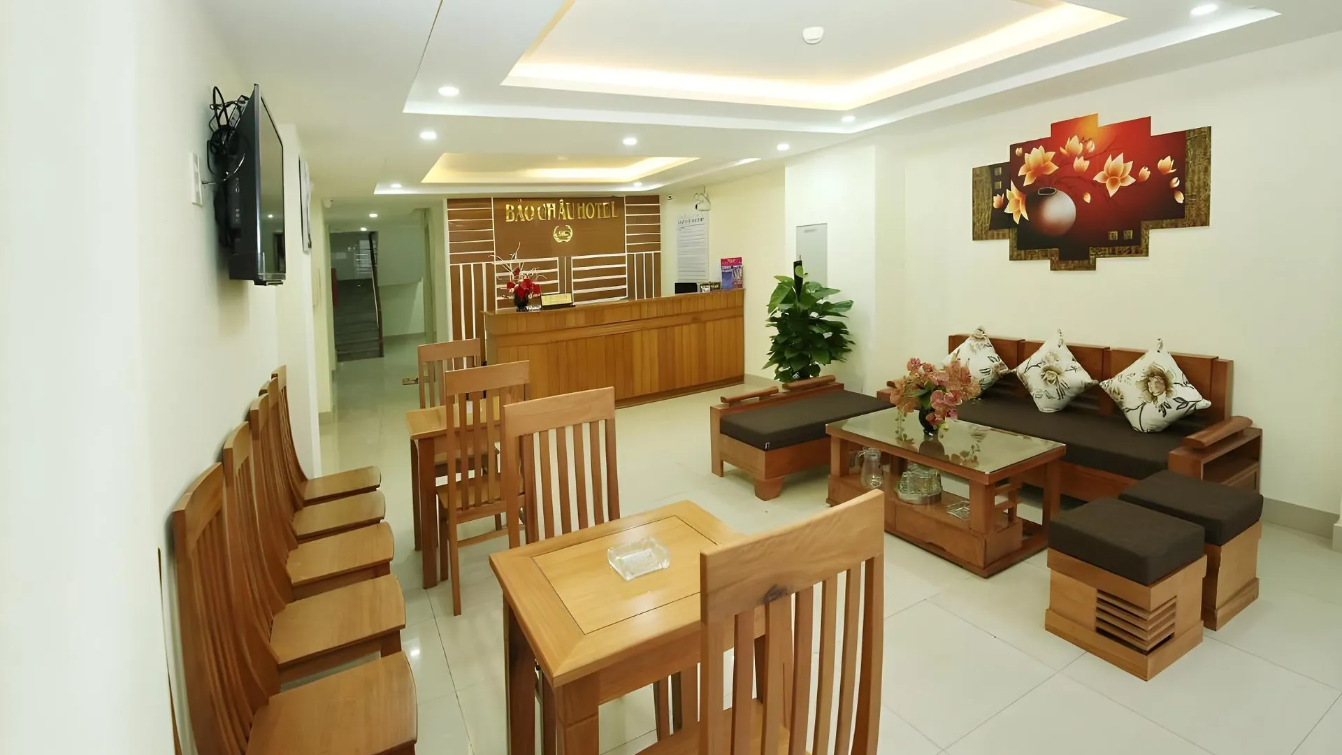 다낭 홍언 모텔 2성급 호텔 외관