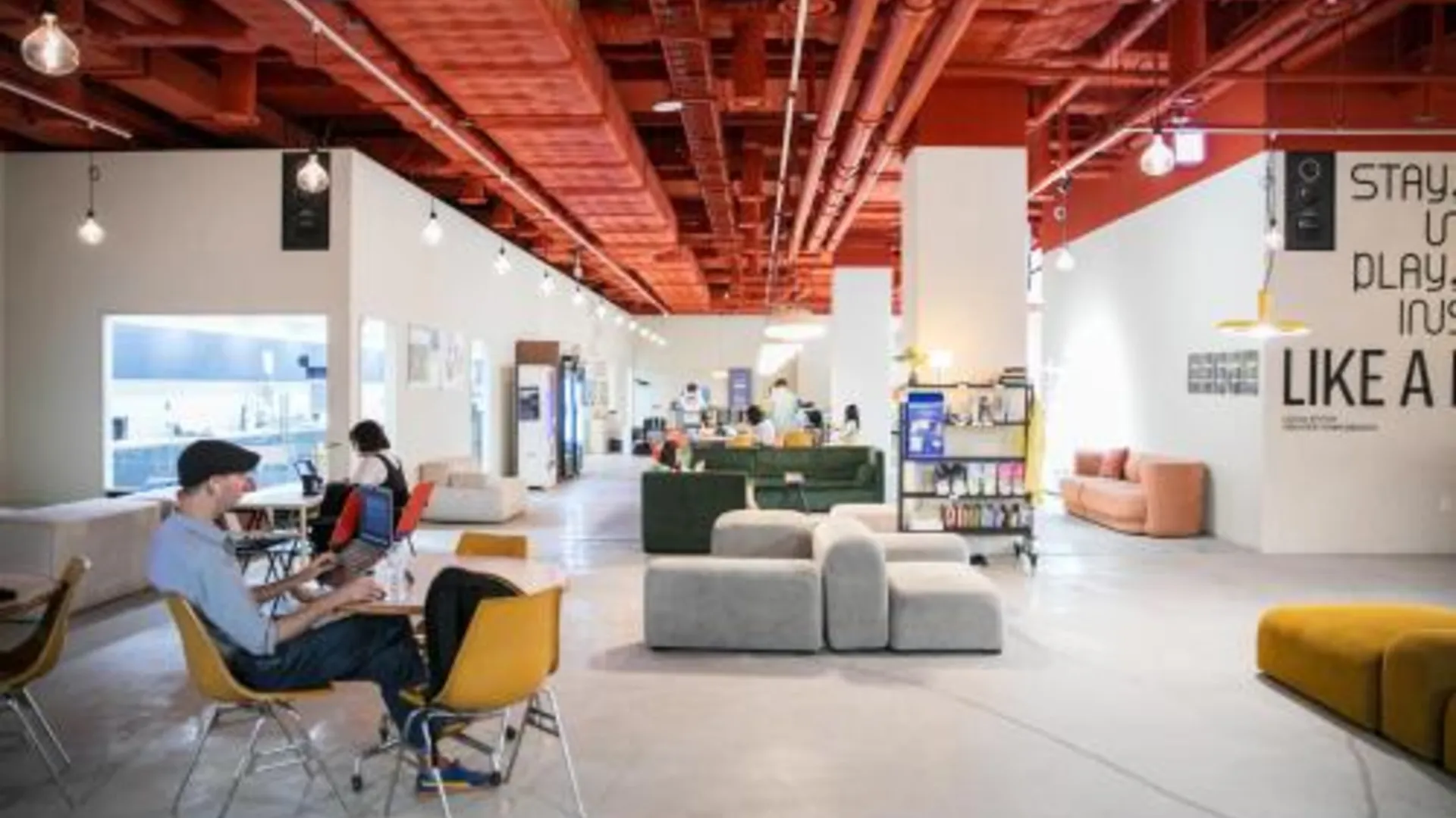 서울 로컬스티치 크리에이터 타운 서교 3성급 호텔 수영장