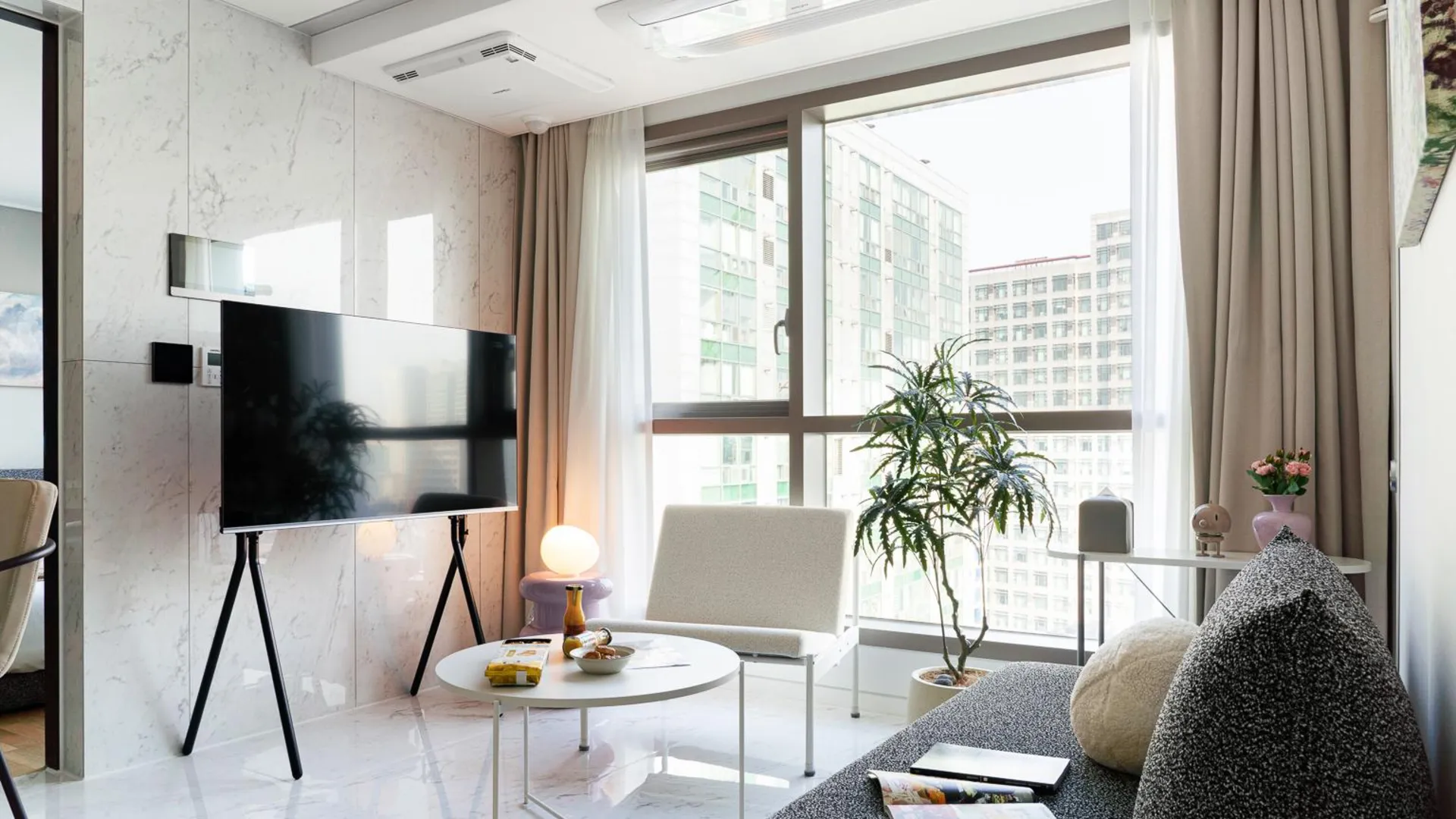 서울 르컬렉티브 강남 예술의전당 로이움 4성급 게스트하우스 객실