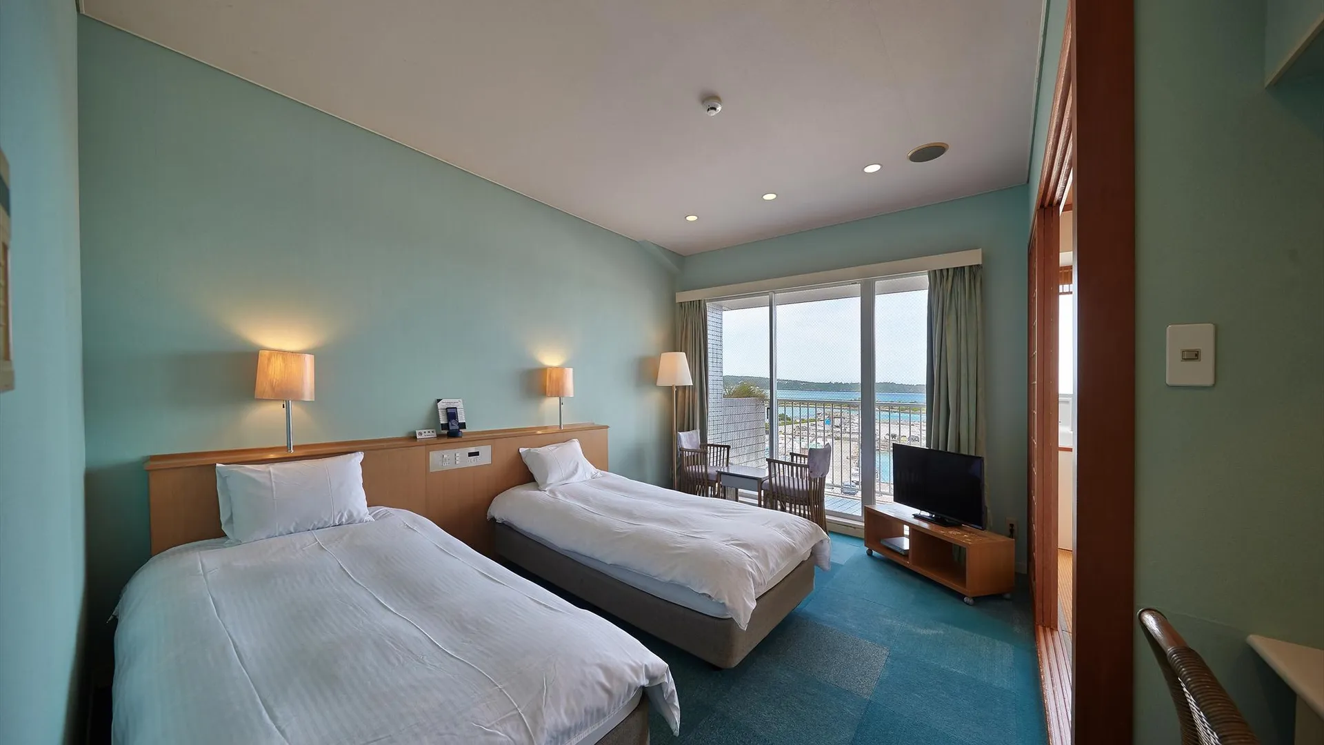 오키나와 본섬 오션 리조트 PMC 3성급 호텔 스위트룸