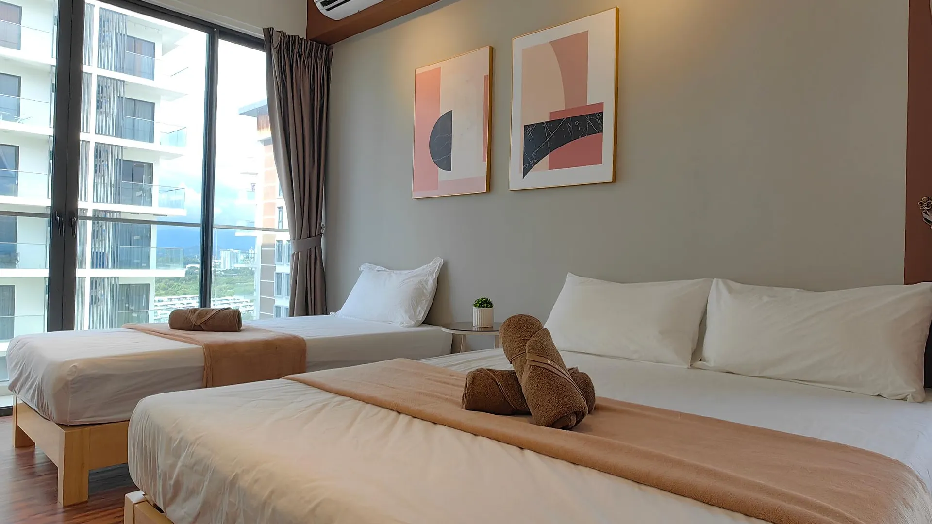 코타키나발루 Free Parking|SunsetView|KAvenue|Balcony 1BR 4 Pax 4성급 싱글룸 객실