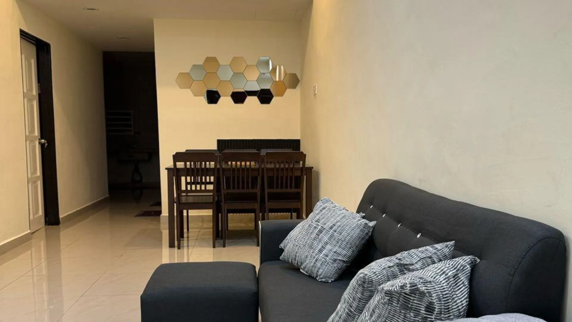 숭가이 페타니 숭아이 페타니 센트럴 의 프라이빗 하우스 (111m², 침실 3개, 프라이빗 욕실 2개) 3성급 싱글룸 스위트룸