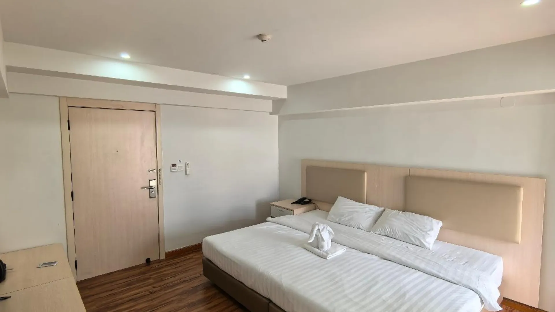 방콕 럭키 엘리펀트 호텔 4성급 호텔 스위트룸