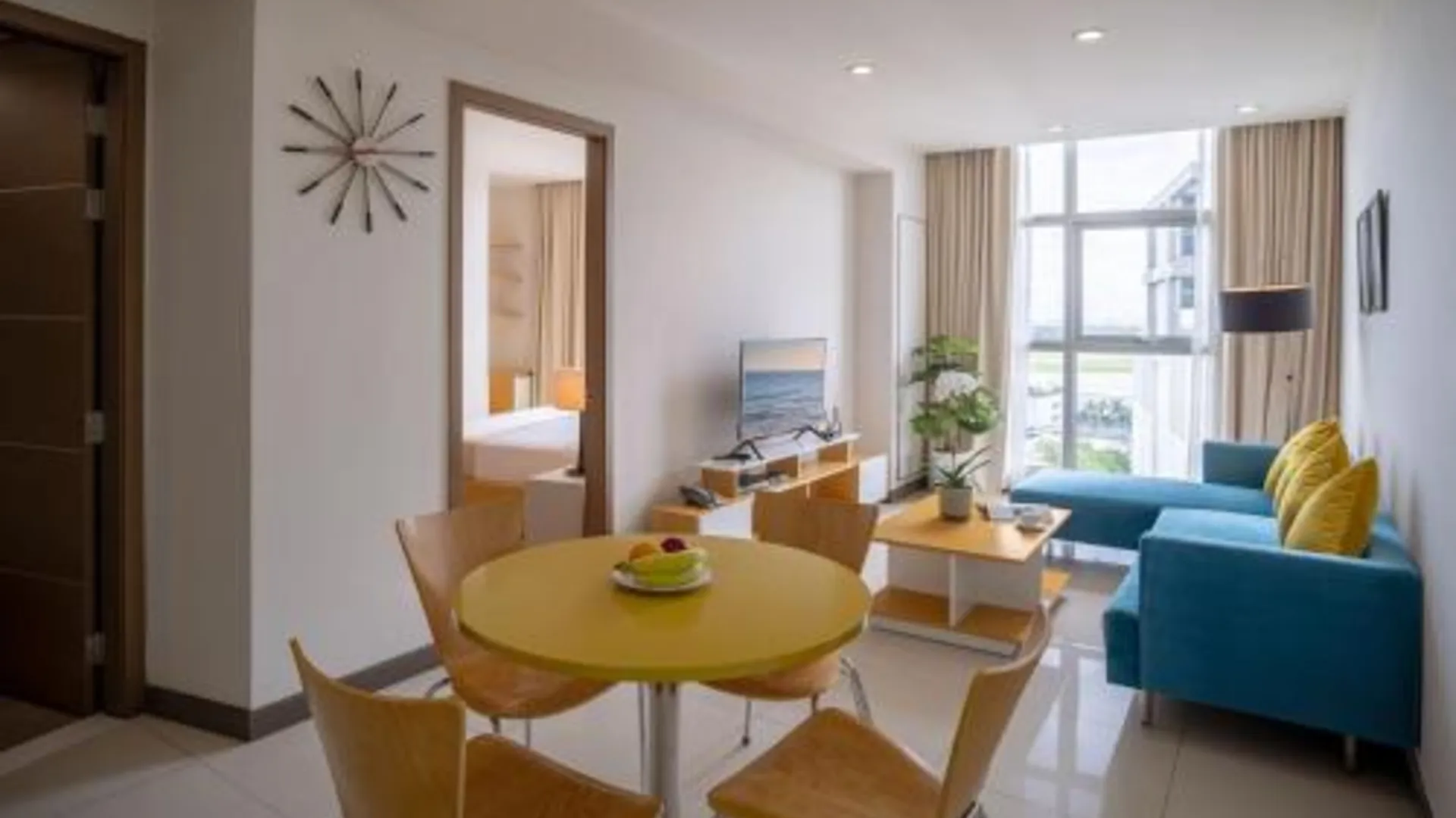 호치민 사이공 공항 블루스카이 서비스 아파트먼트 4성급 호텔 수영장