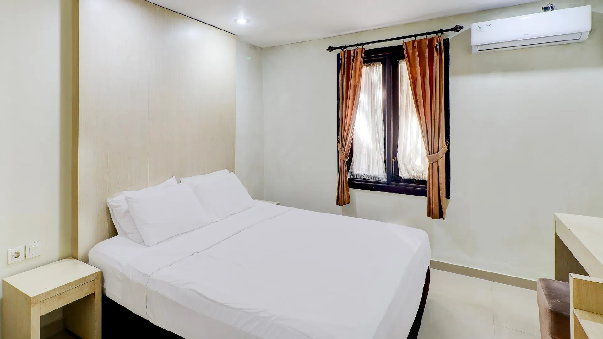 발리 컬렉션 O 바즈라산디 모누멘 근처 구 그랜드 폰독 푸리 아유 2성급 호텔 스위트룸