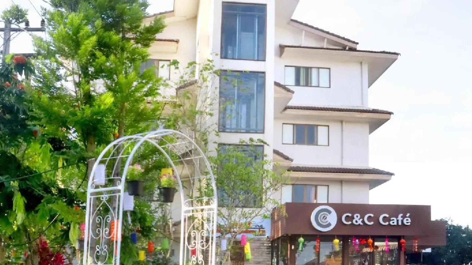 치앙라이 캐비지 앤 콘돔 인 3성급 호텔 외관