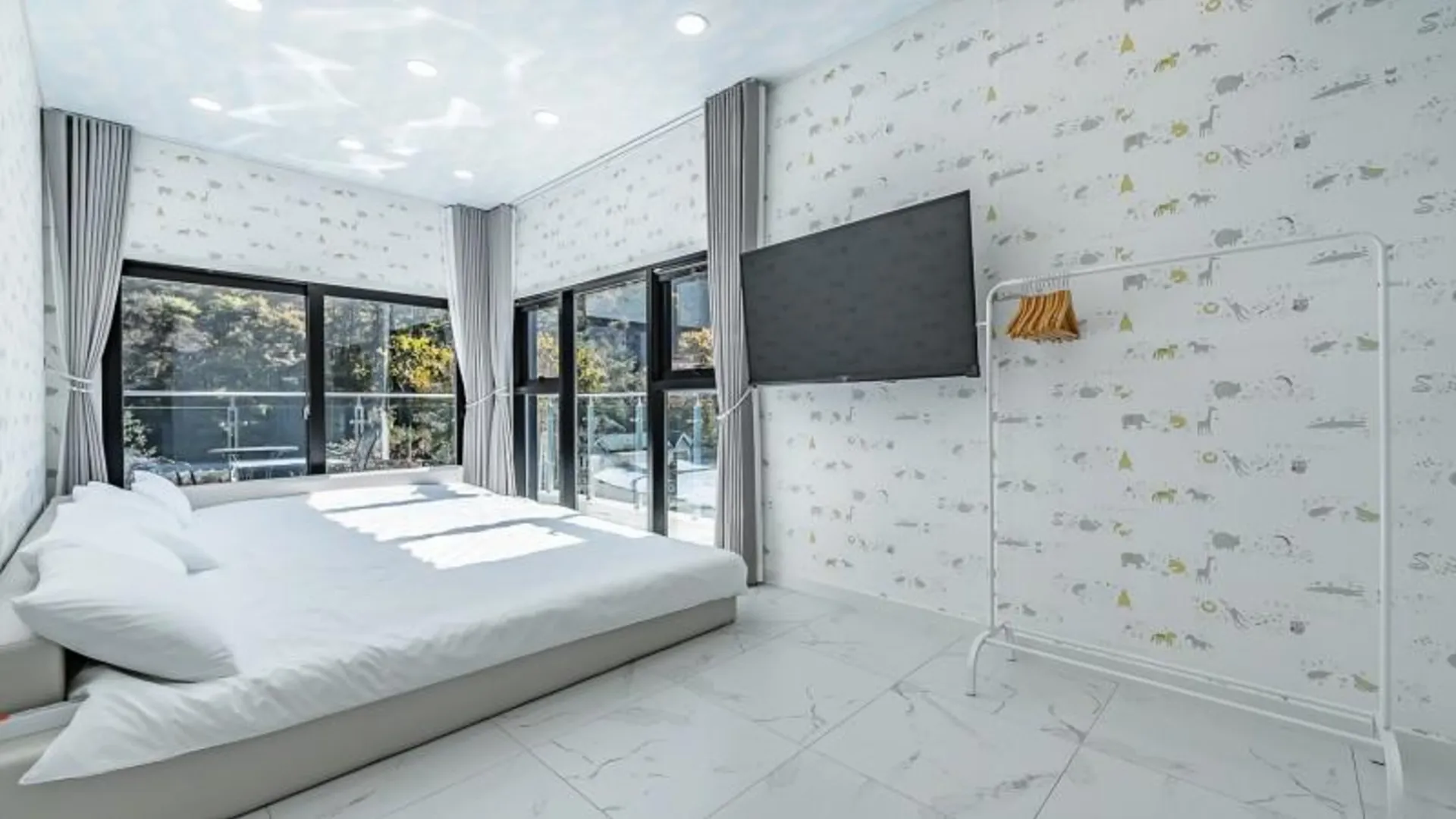 상주 상주 아이사랑키즈풀빌라 2성급 게스트하우스 스위트룸