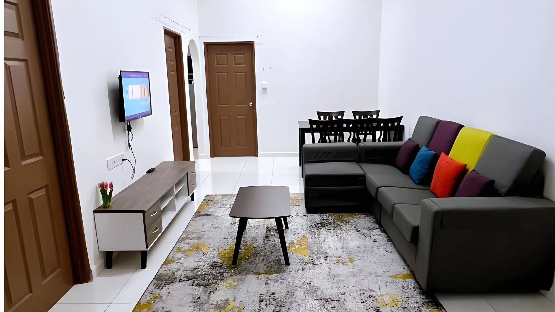 세리 만중 세리 만중의 아파트먼트 (992m², 침실 3개, 프라이빗 욕실 2개) 3성급 게스트하우스 객실