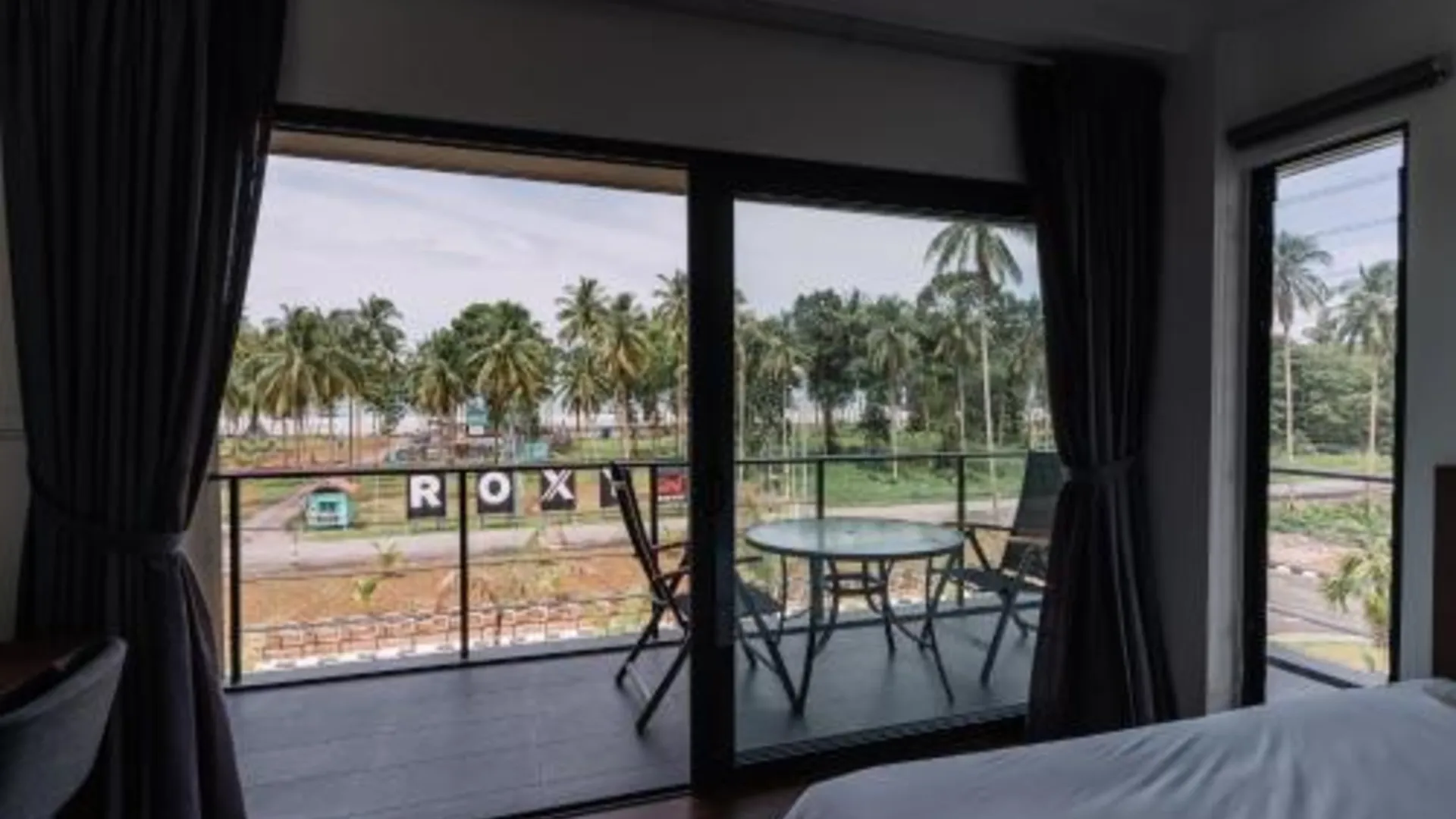 세마탄 록시 세마탄 빌라 앤 타운하우스 호텔 레스토랑