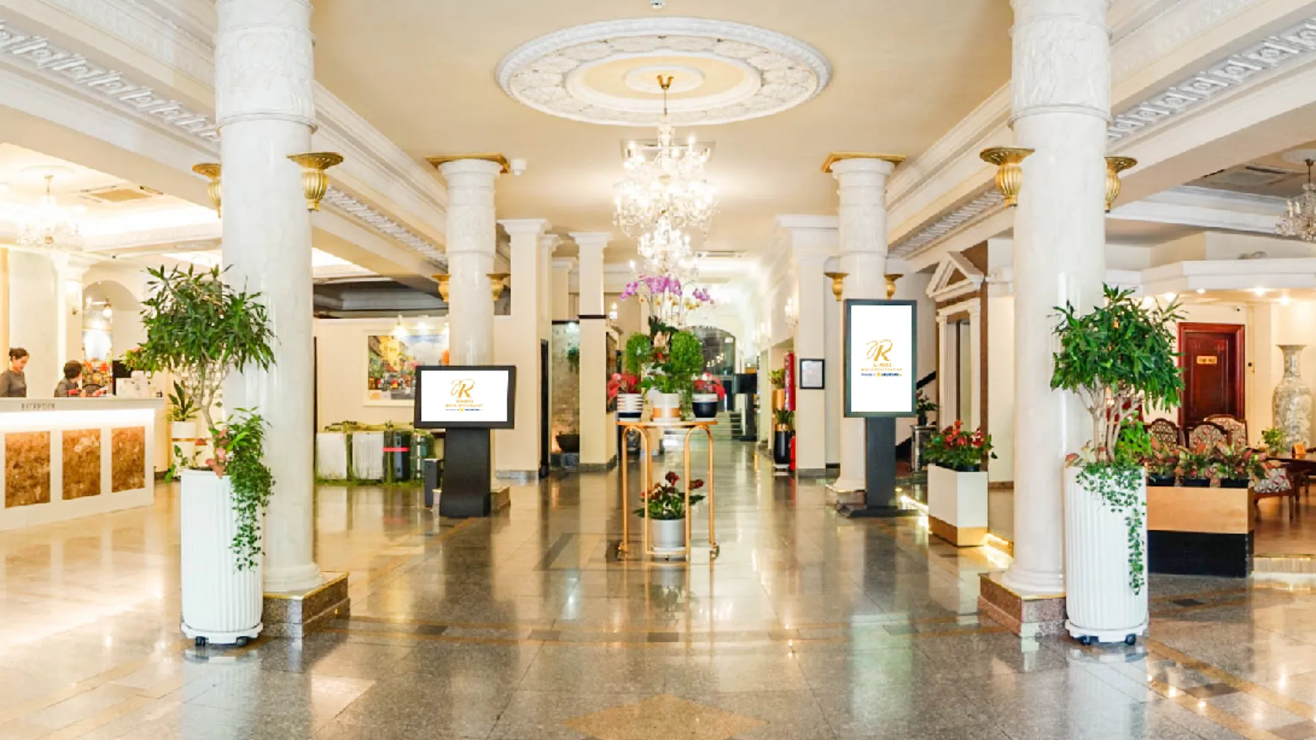 호치민 로얄 호텔 사이공 4성급 호텔 로비