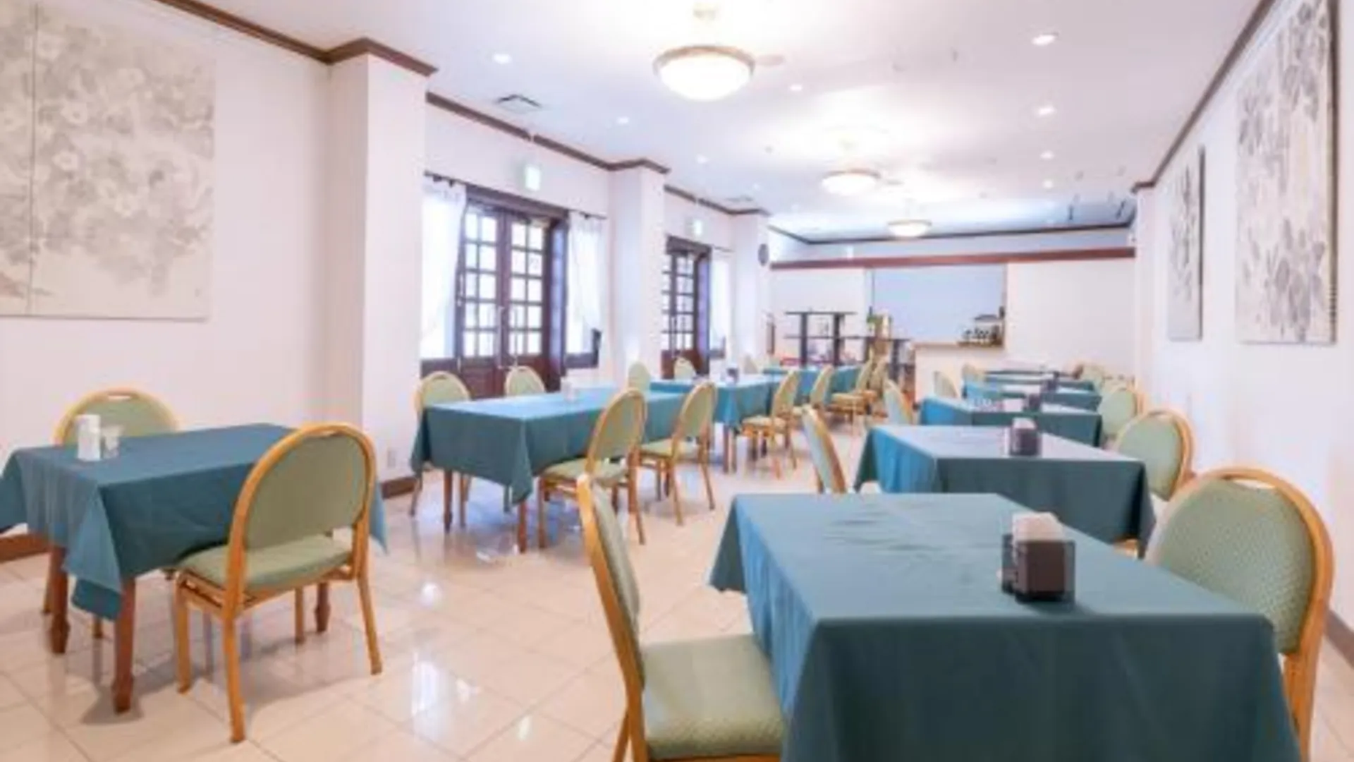 오키나와 본섬 아다 가든 호텔 오키나와 3성급 호텔 외관