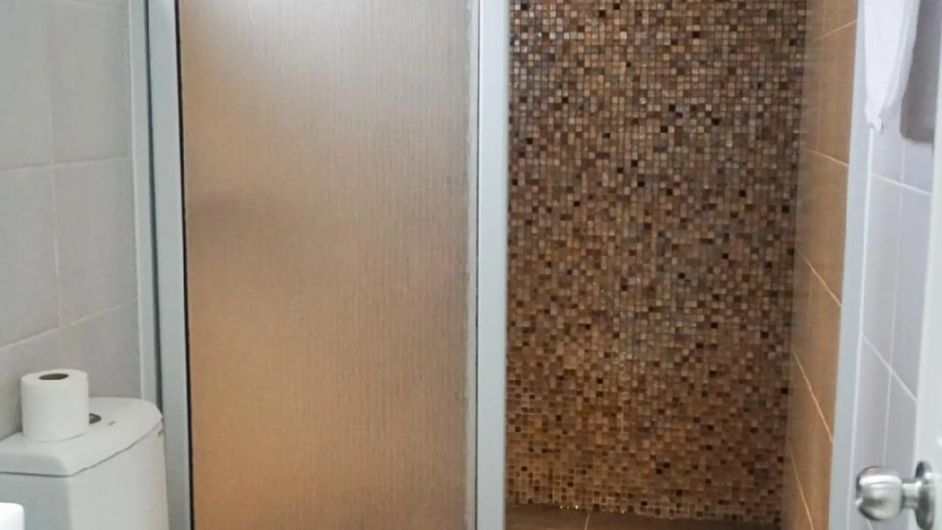 세부 올랑고 아일랜드의 프라이빗 하우스 (100m², 침실 3개, 프라이빗 욕실 2개) 4성급 싱글룸 레스토랑