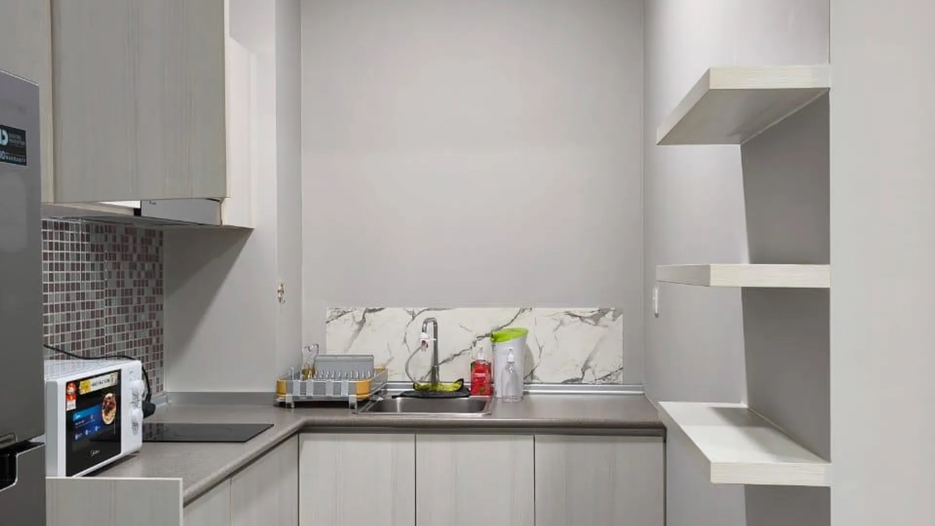 코타키나발루 중심 업무 지구 (CBD)의 프라이빗 하우스 (522m², 침실 2개, 프라이빗 욕실 1개) 3성급 게스트하우스 외관