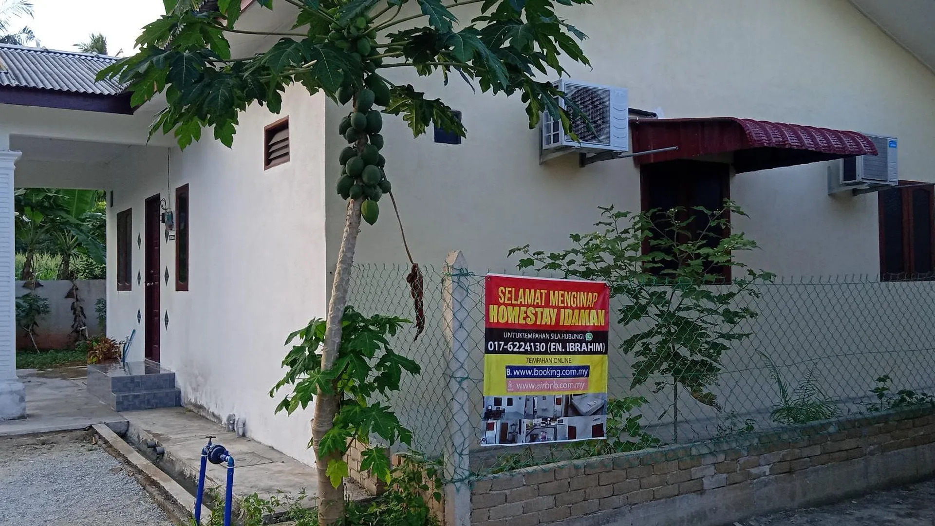 쿠알라테렝가누 톡 젬발 / 공 바닥의 프라이빗 하우스 (900m², 침실 2개, 프라이빗 욕실 1개) 2성급 싱글룸 수영장