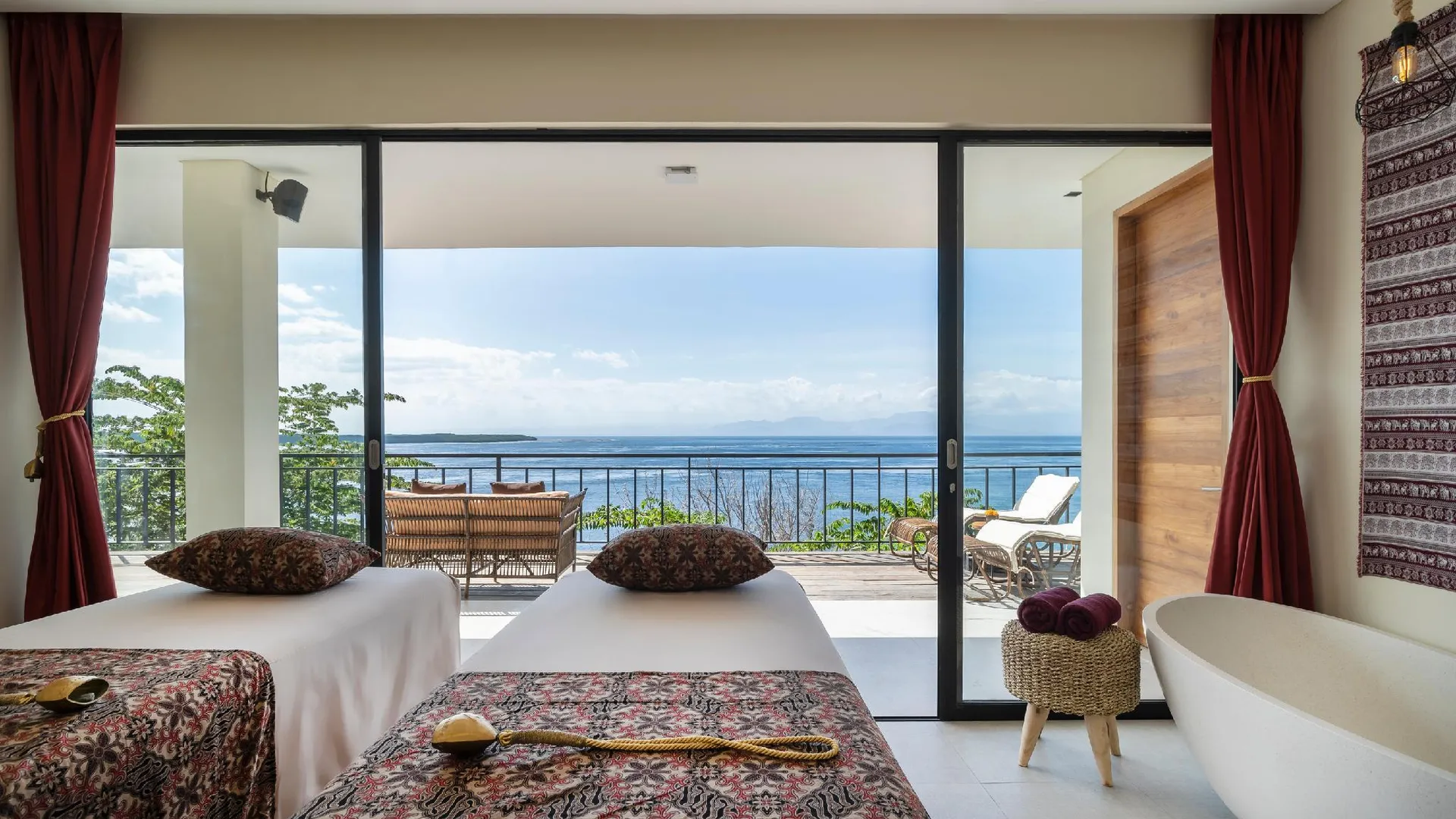 발리 아디와나 와르나칼리 리조트 - 누사 페니다 4성급 호텔 전망