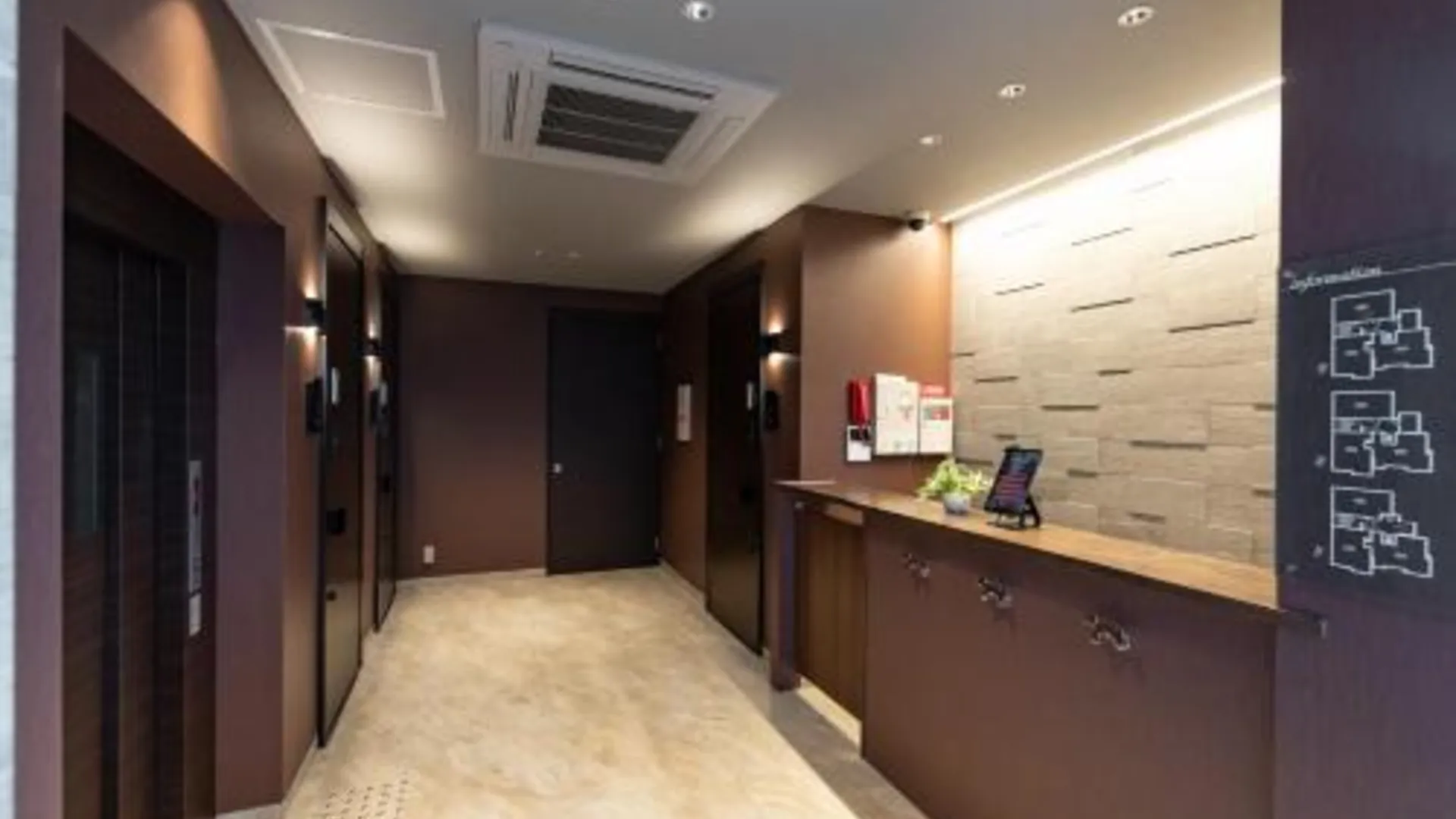 교토 Oyado Nishishichijo 4성급 게스트하우스 로비