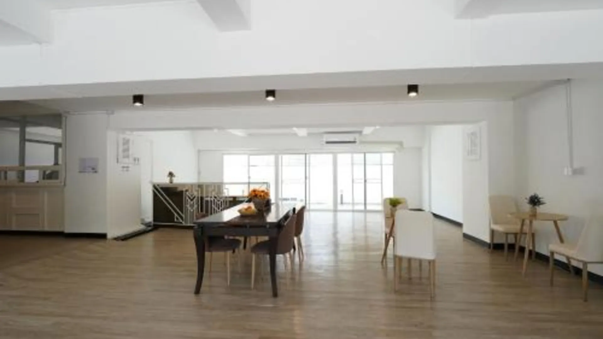 방콕 룸퀘스트 IT 스퀘어 돈무앙 에어포트 3성급 호텔 외관