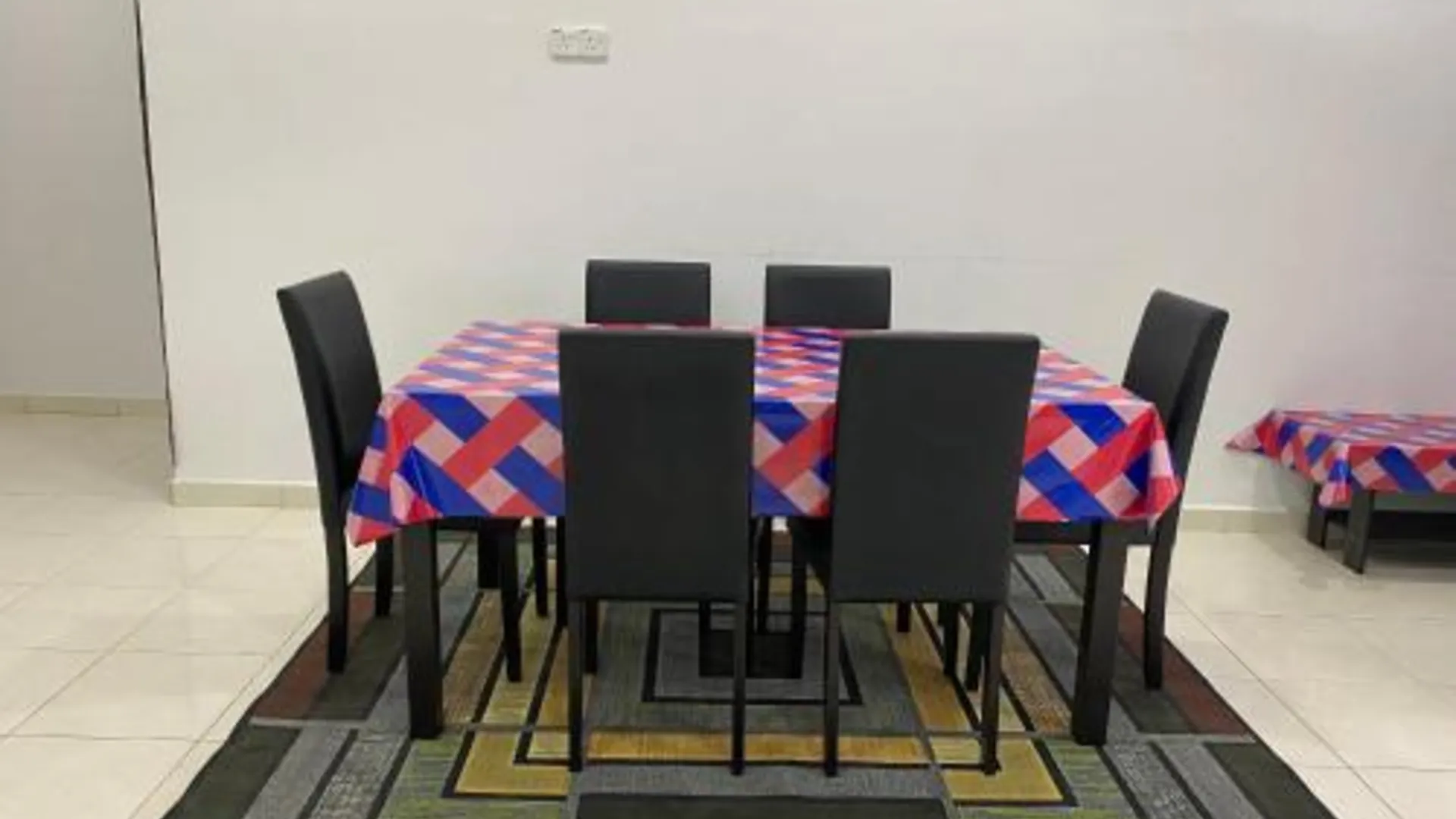 코타바루 판타이 차하야 부란 (PCB)의 프라이빗 하우스 (1300m², 침실 3개, 프라이빗 욕실 3개) 3성급 게스트하우스 레스토랑