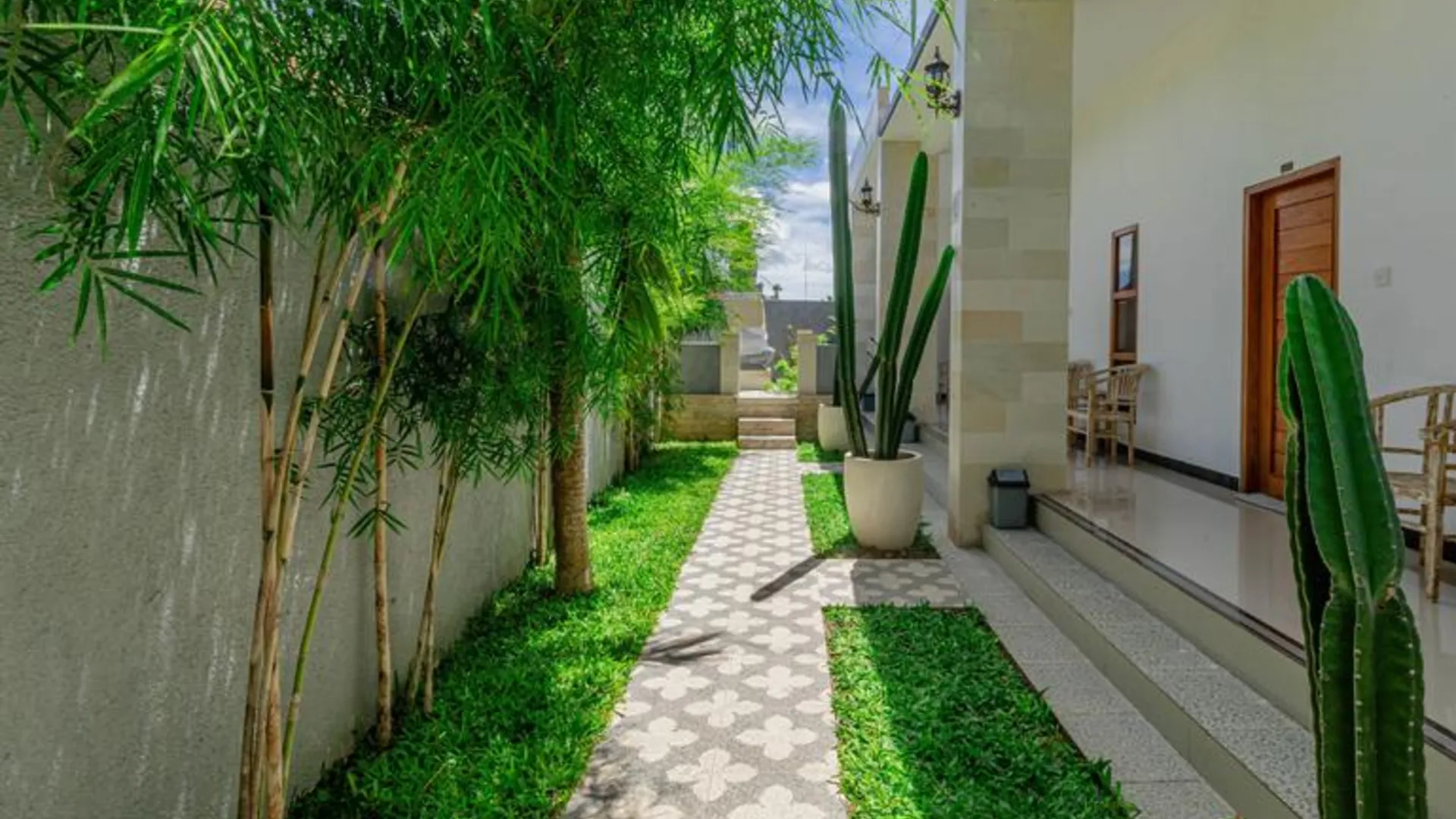 발리 Seven Angels Villa and Hostel 2성급 호텔 레스토랑