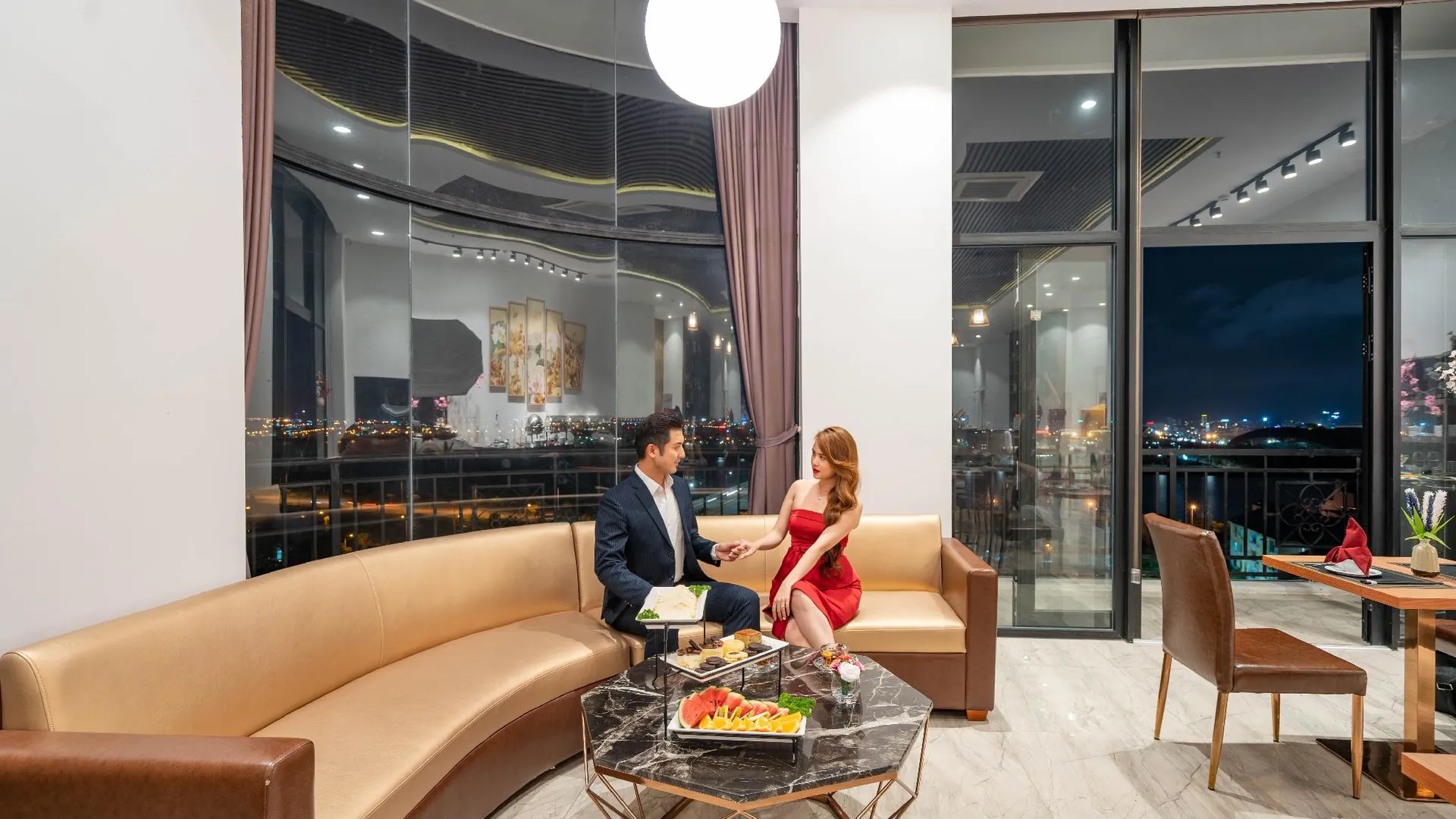 다낭 RHM 럭셔리 호텔 앤 스위트 4성급 호텔 외관