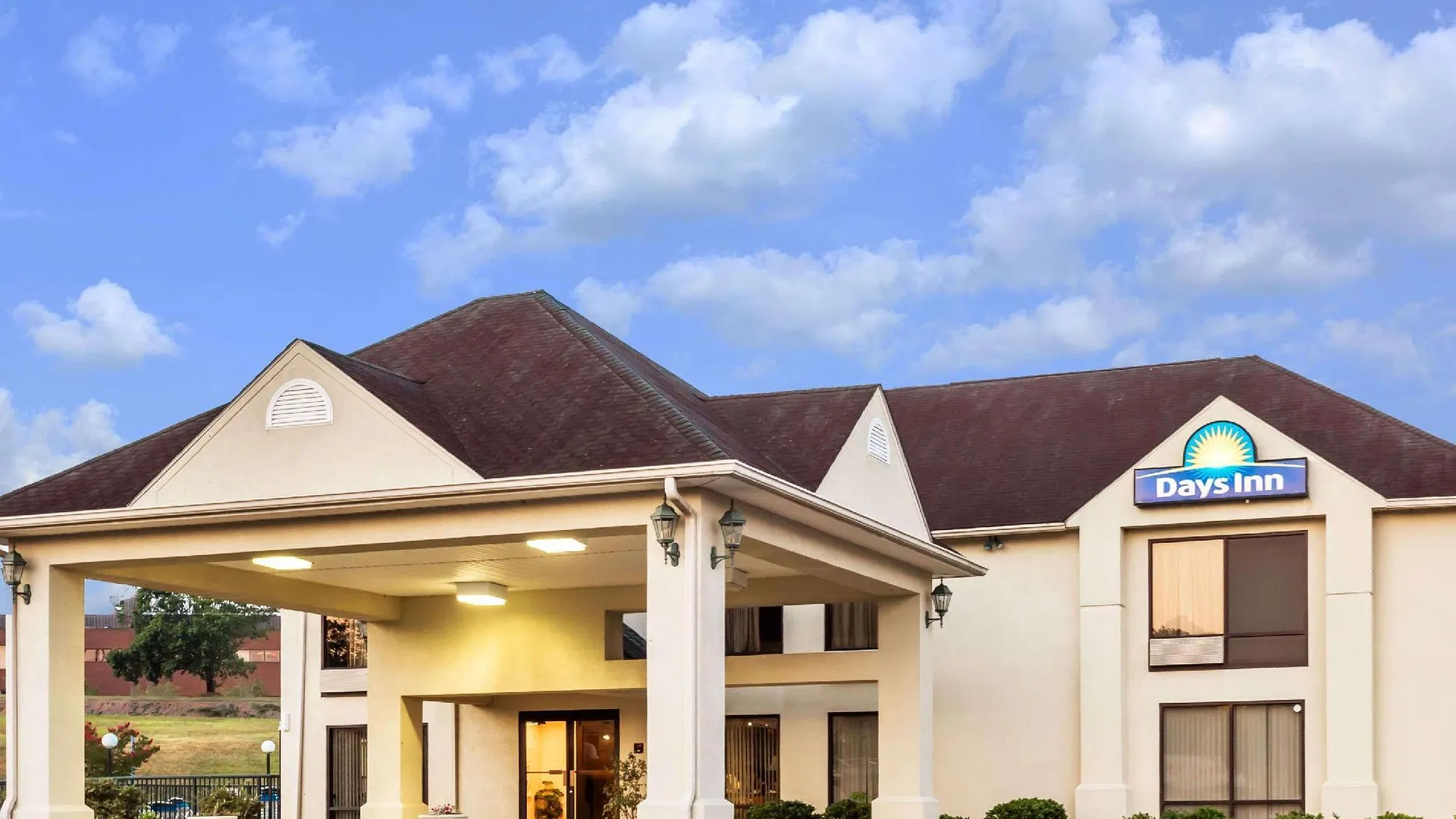 샌포드 (NC) 데이즈 인 바이 윈덤 샌포드 2성급 호텔 전망