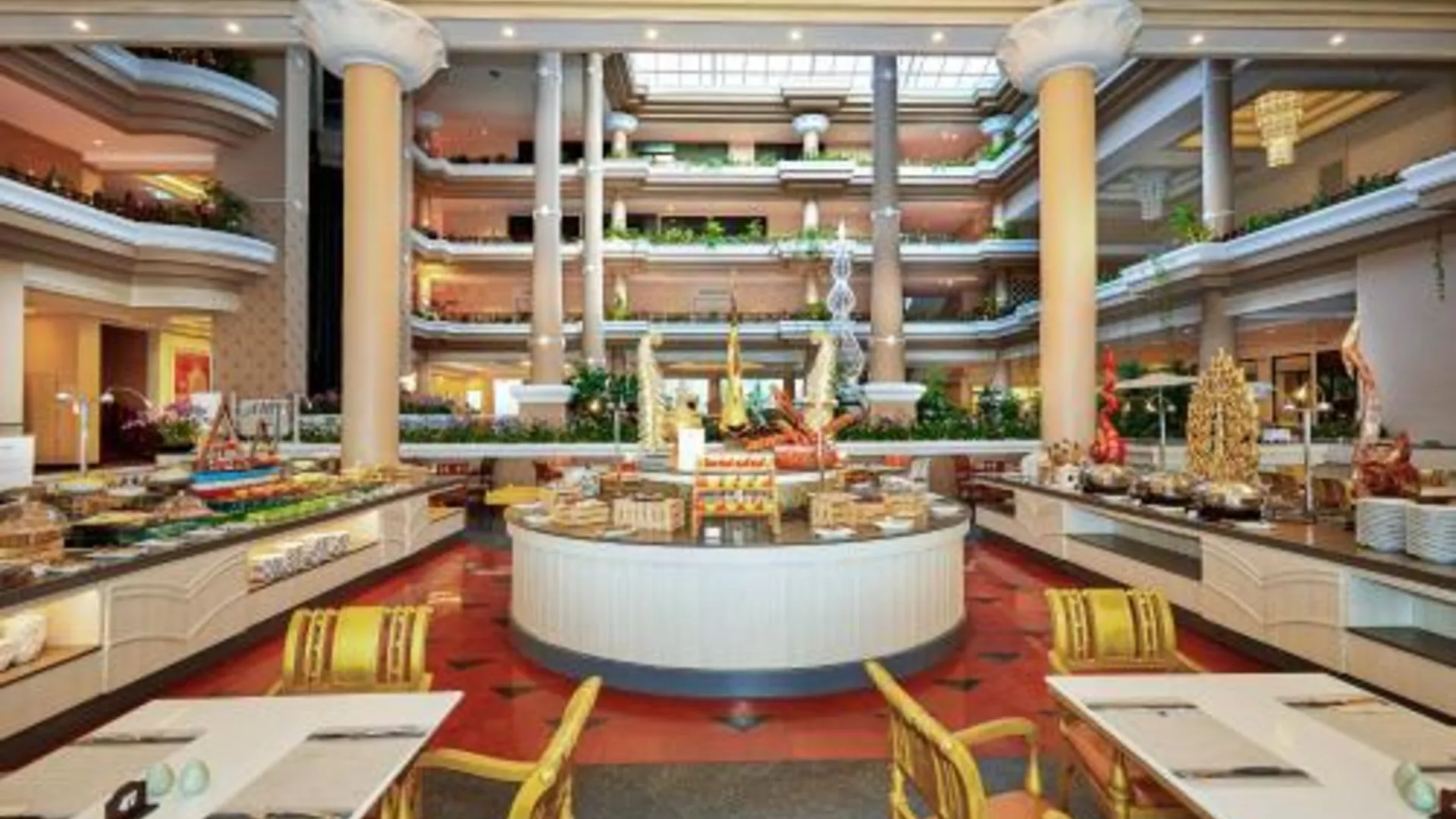 푸켓 비욘드 카타 4성급 호텔 외관