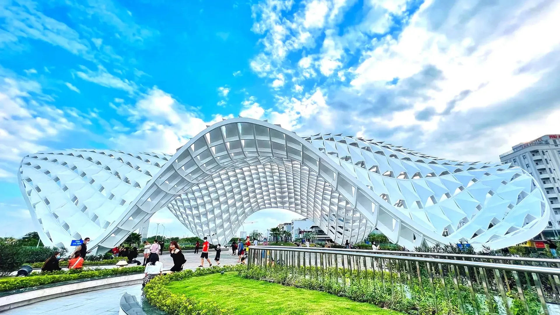 다낭 문라이트 호텔 앤 아파트먼트 4성급 호텔 전망