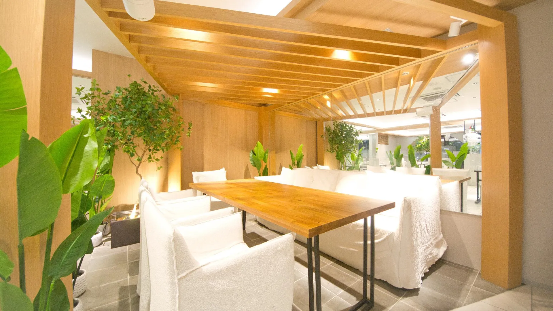 오사카 럭스케어 호텔 4성급 호텔 로비