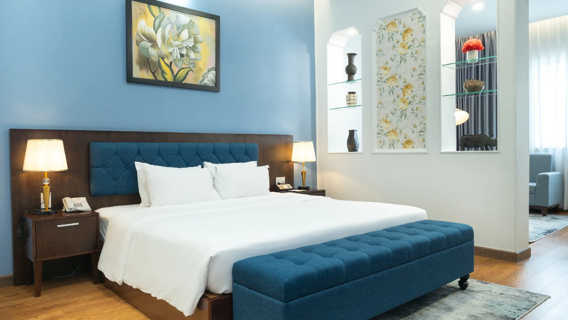 호치민 로얄 호텔 사이공 4성급 호텔 스위트룸