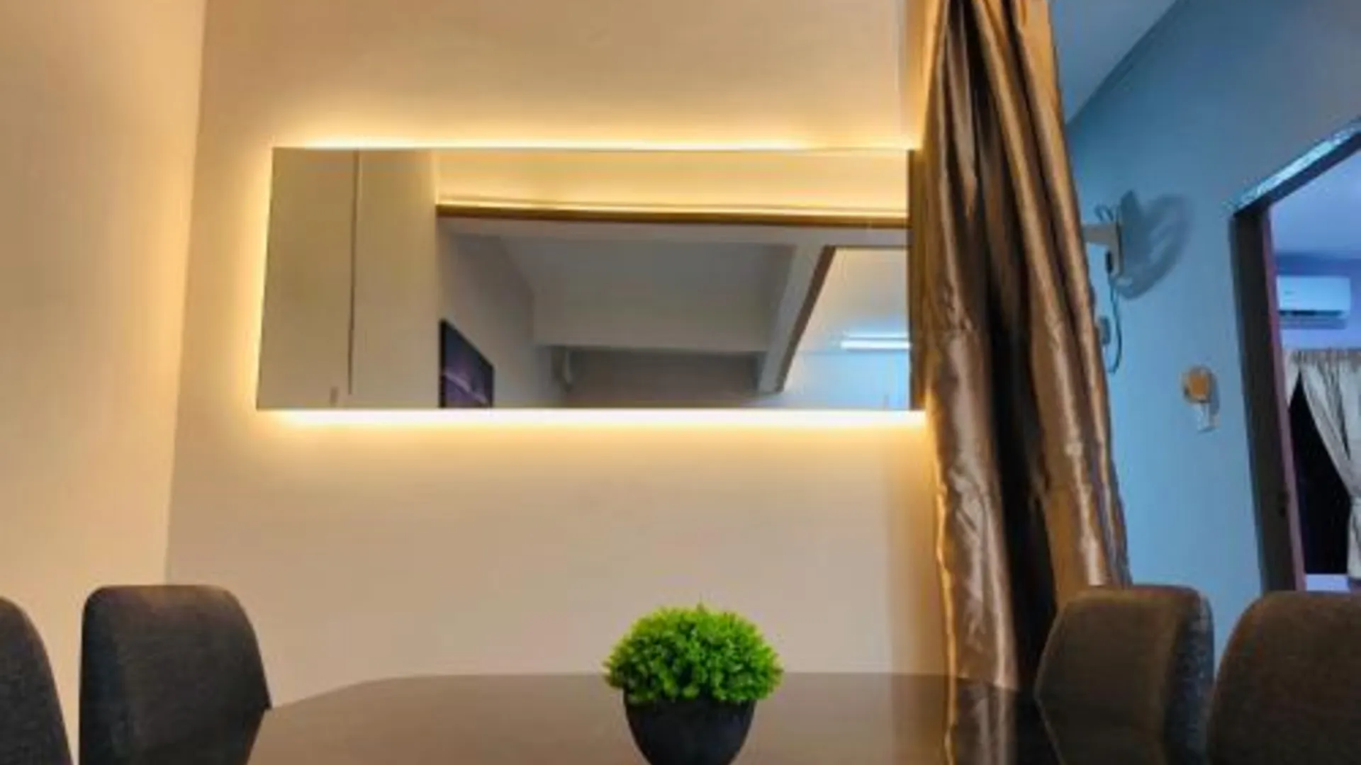 세리 만중 세리 만중의 프라이빗 하우스 (150m², 침실 4개, 프라이빗 욕실 3개) 3성급 게스트하우스 외관