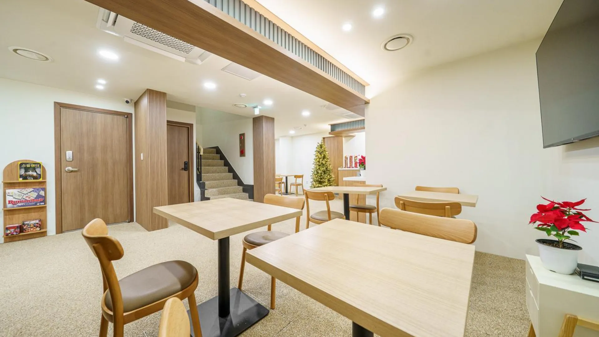 서울 왕십리 스테이 여유 2성급 호텔 로비