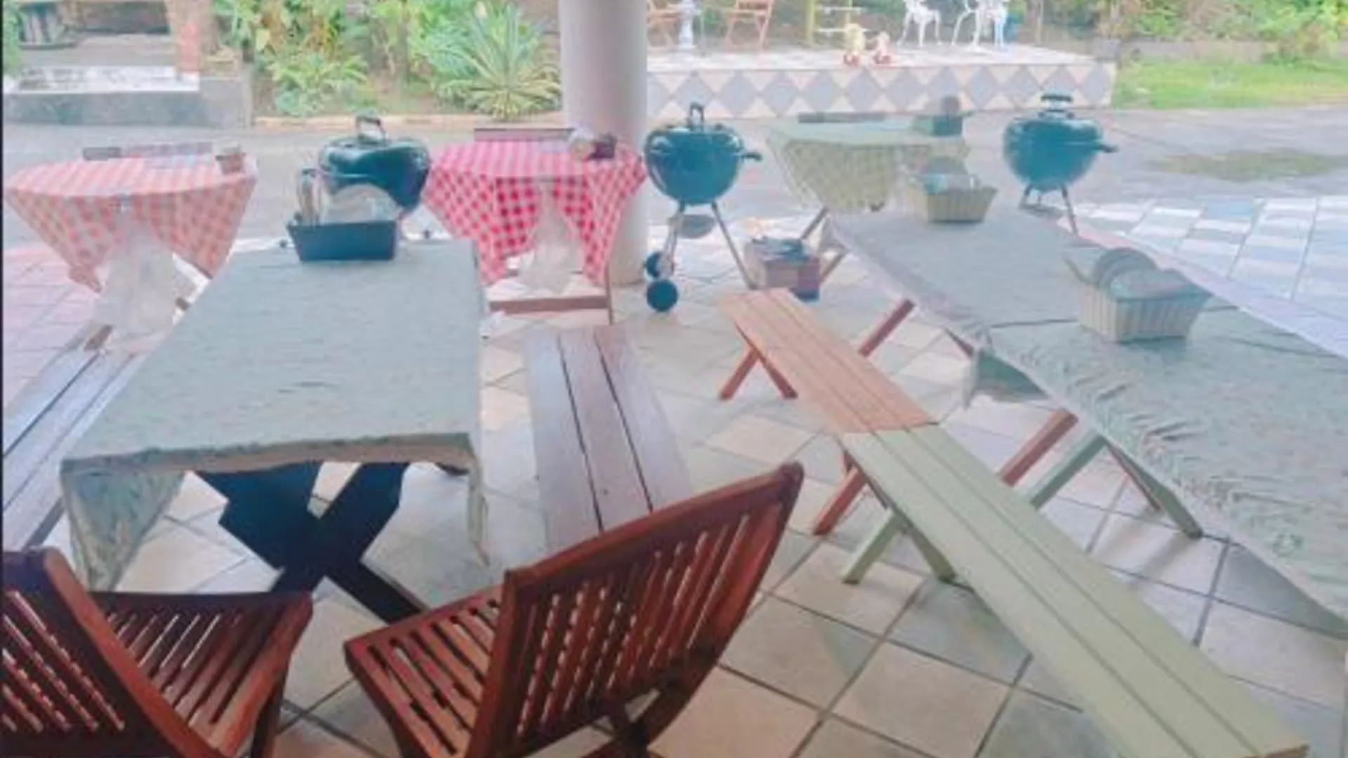 오키나와 본섬 스태리 포레스트 코티지 4성급 게스트하우스 전망