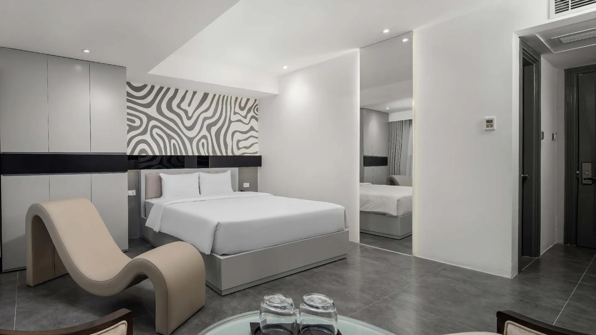 하노이 J 빌리지 호텔 - 쩌우비엣브엉 4성급 호텔 스위트룸