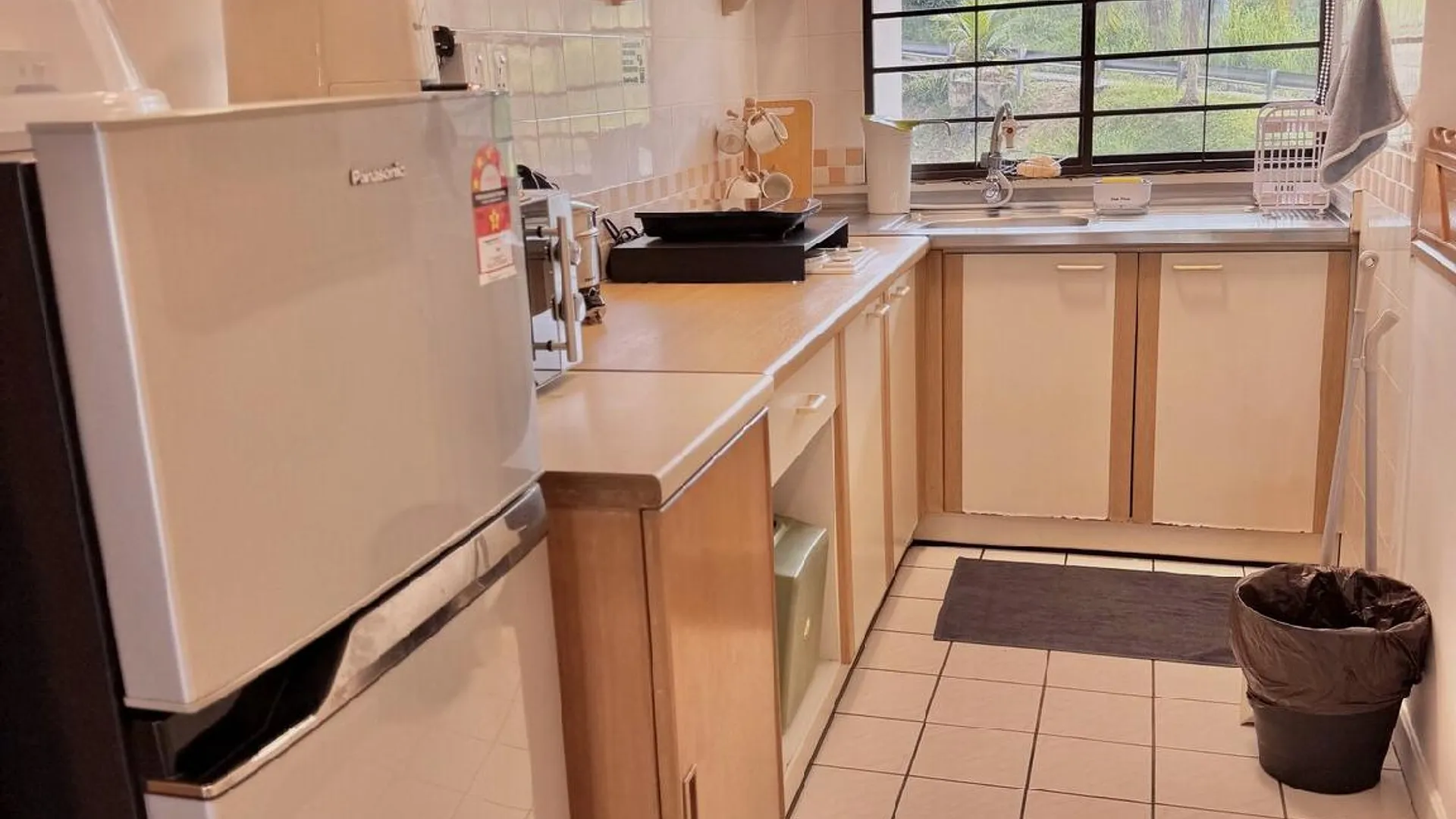 포트 딕슨 타만 하지 자이날의 프라이빗 하우스 (m², 침실 3개, 프라이빗 욕실 2개) 4성급 싱글룸 로비