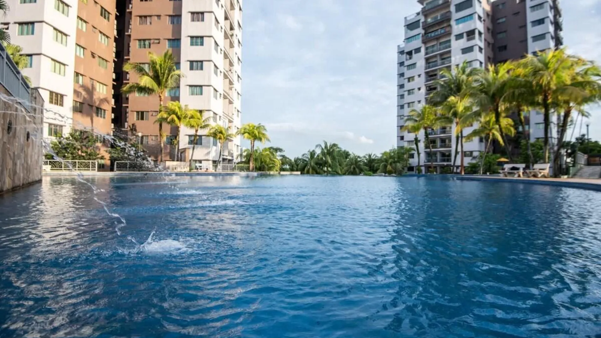 조호바루 / 조호르바루 당가베이의 프라이빗 하우스 (111m², 침실 3개, 프라이빗 욕실 2개) 3성급 게스트하우스 수영장