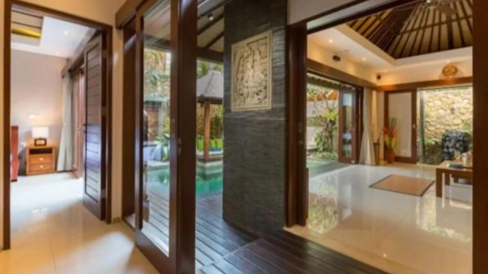 발리 Villa Green Mango 2 Seminyak Bali 4성급 호텔 수영장