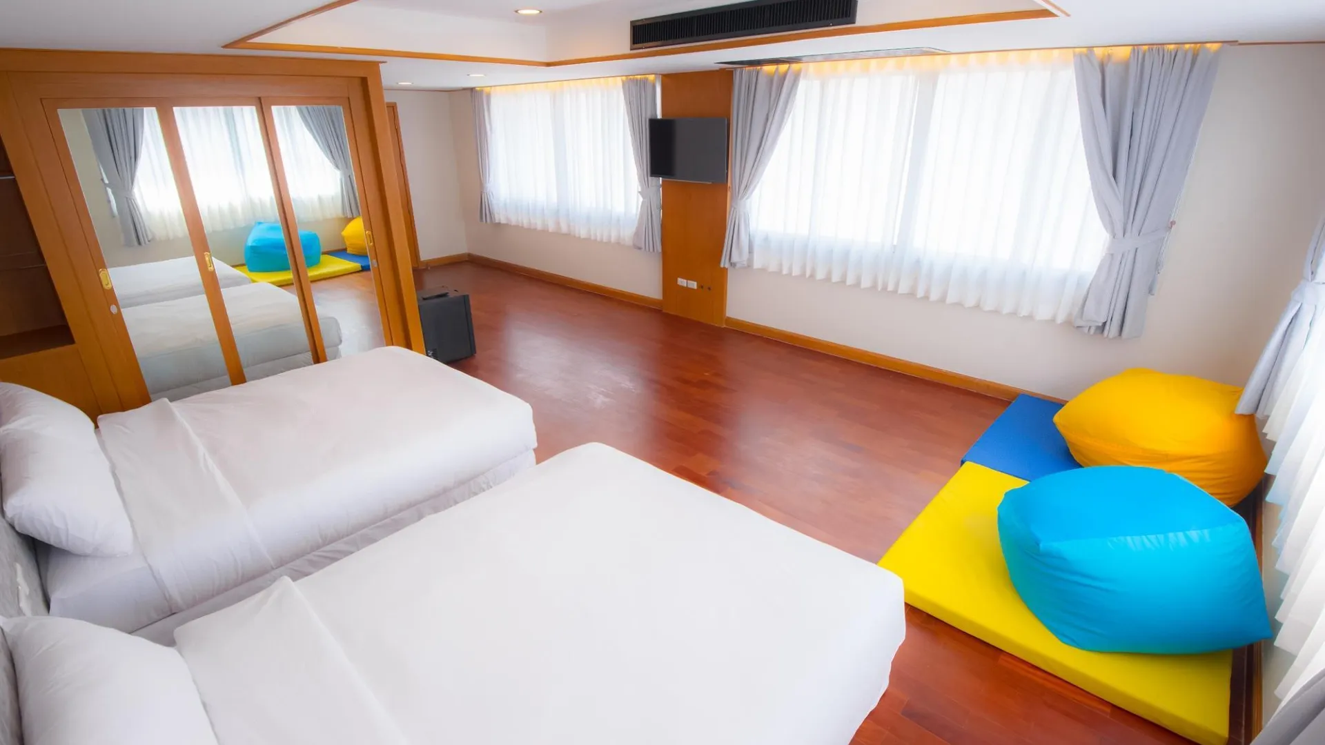 방콕 글러 센트럴 빠뚜남 2성급 호텔 스위트룸