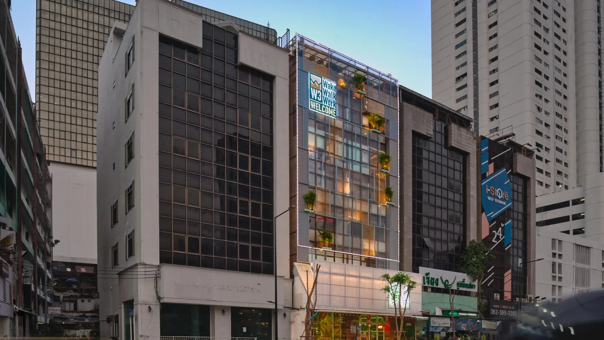 방콕 W3 웨이크워크워크 5성급 호텔 객실