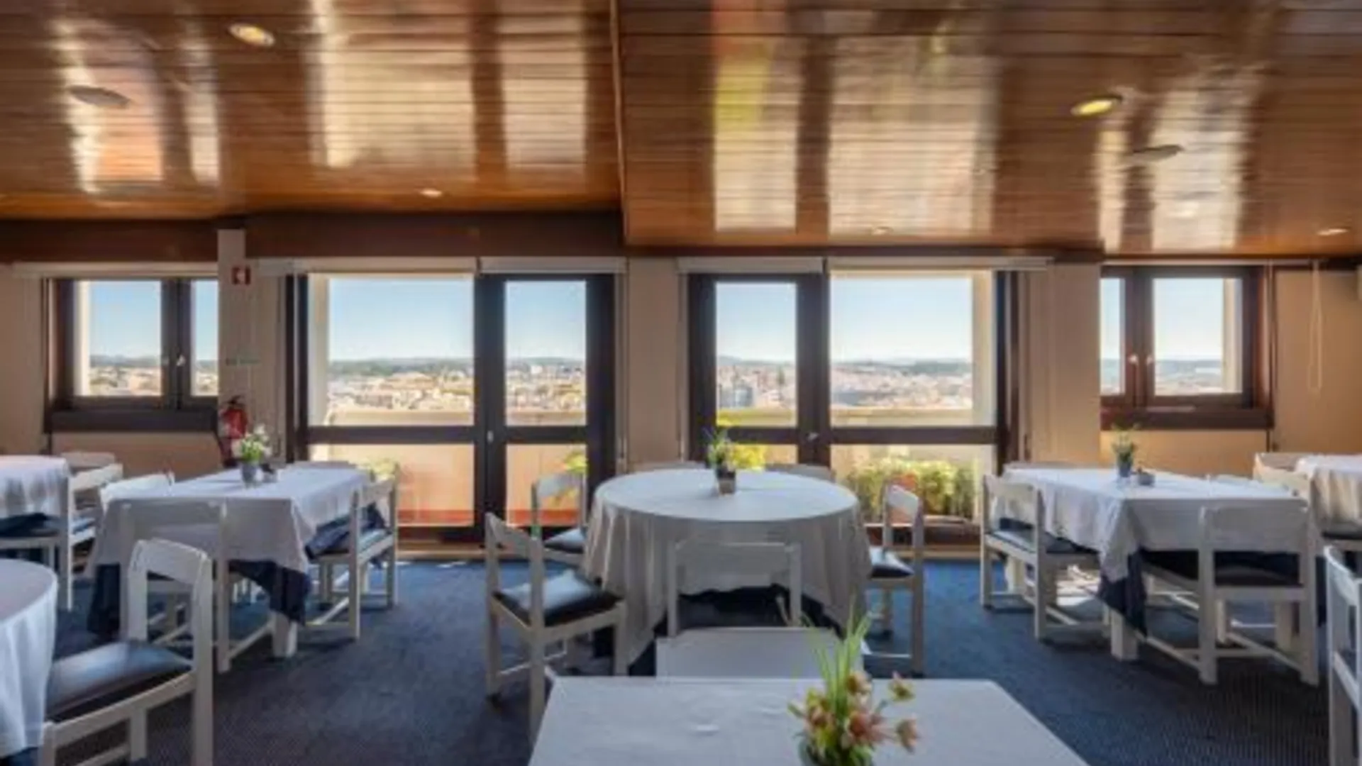 에스피노 호텔 아파르타멘토 솔베르데 4성급 호텔 레스토랑